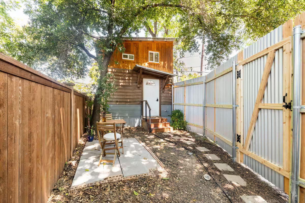 Cozy & Private Tiny Cottage