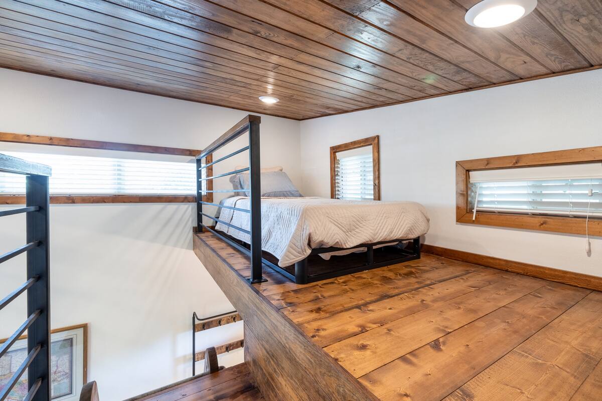 Cozy & Private Tiny Cottage