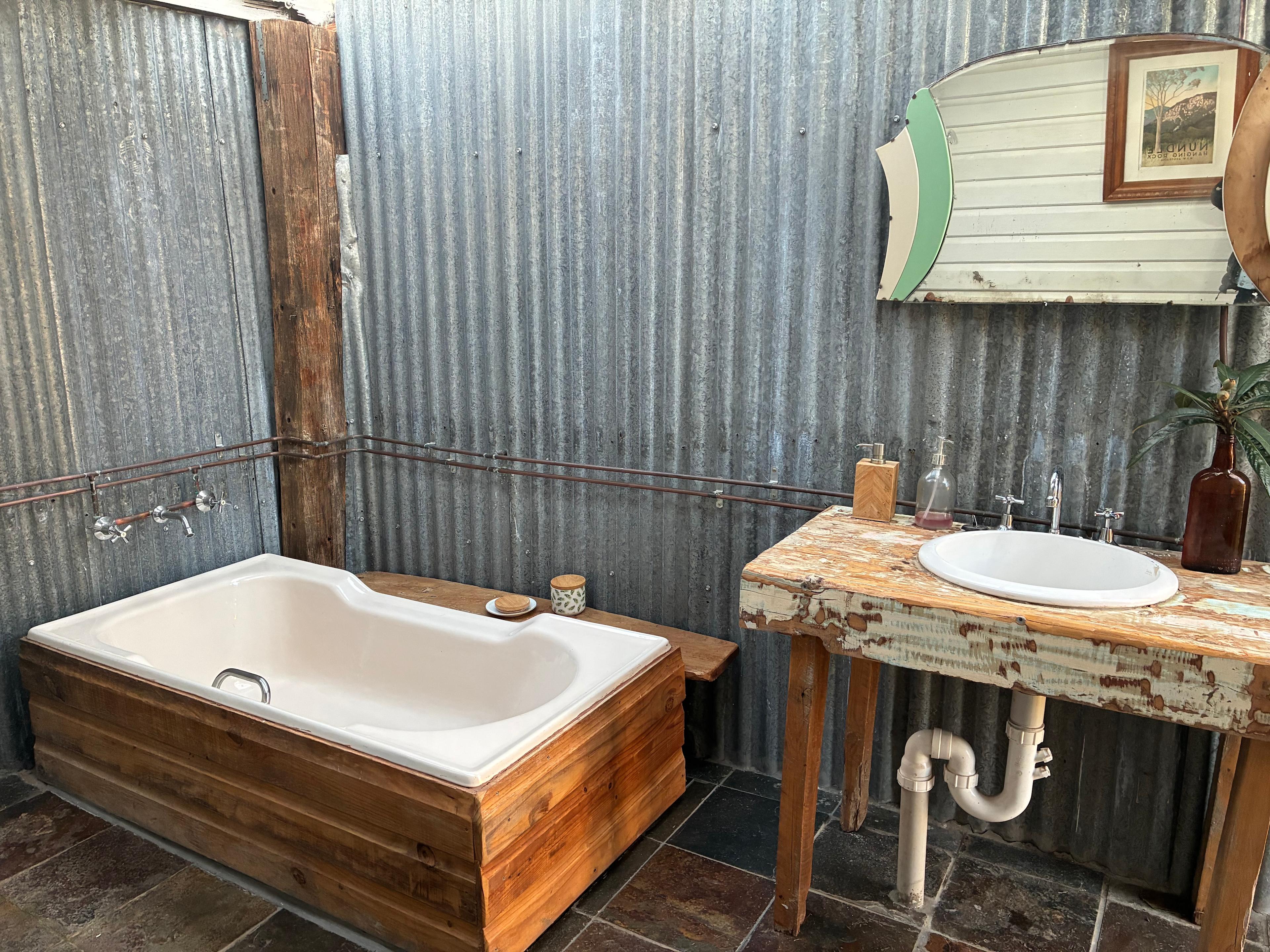 Oakenville Farm, Nundle