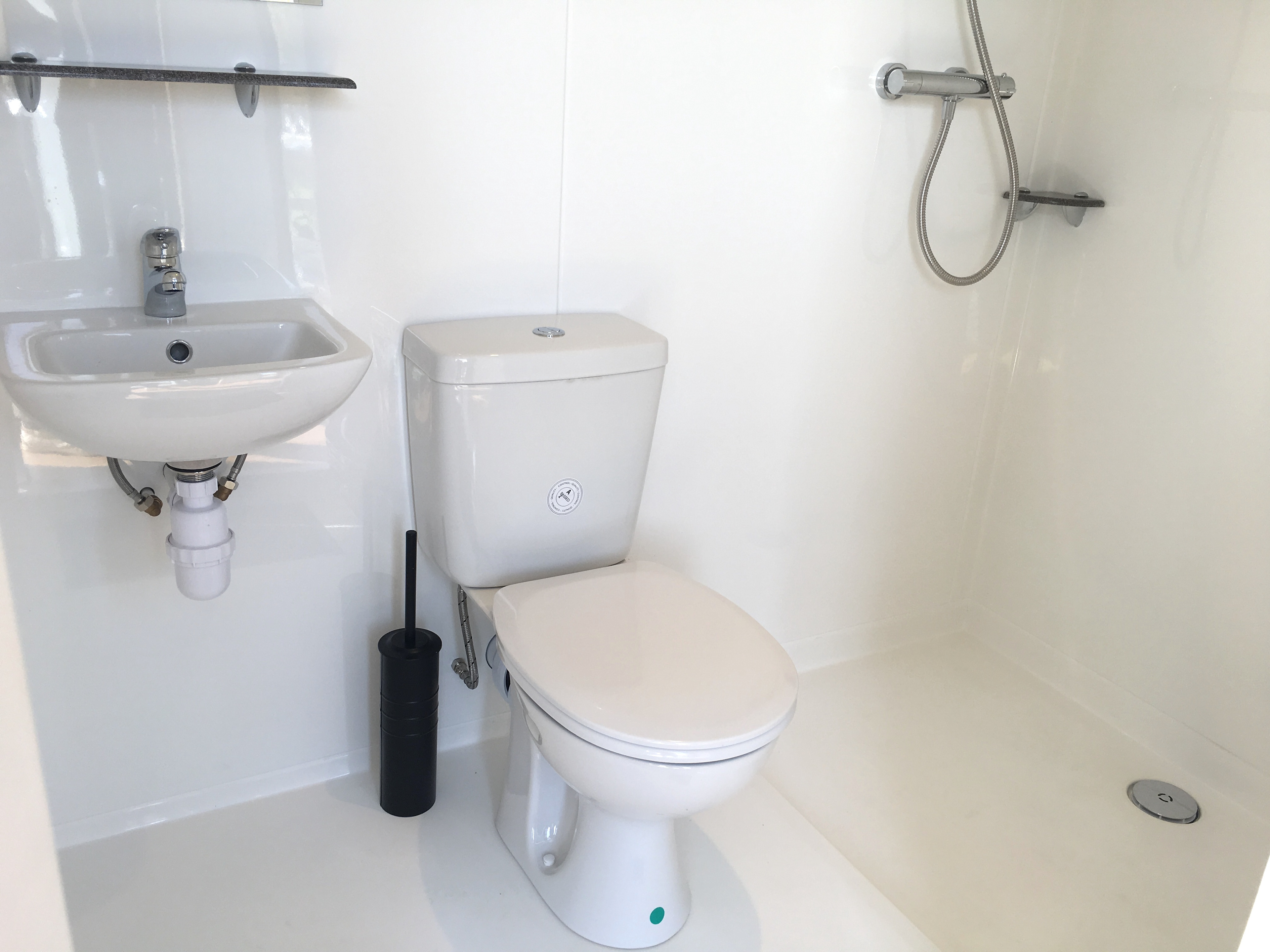 Lee Wick Farm Cottages & Glamping