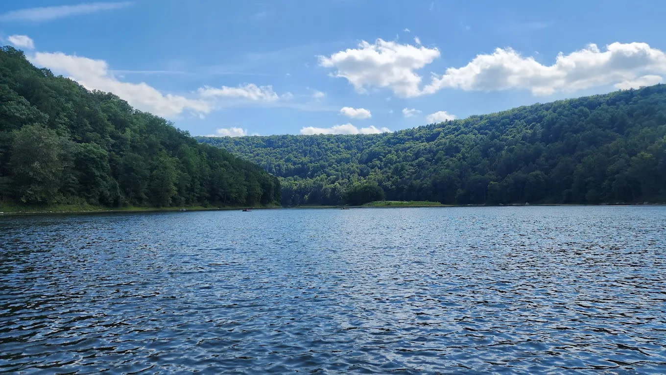 Marlowe's Scenic River Campground