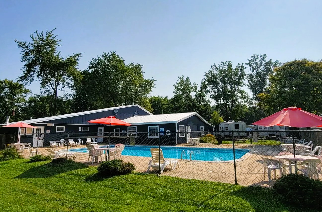 Covered Wagon Camp Resort