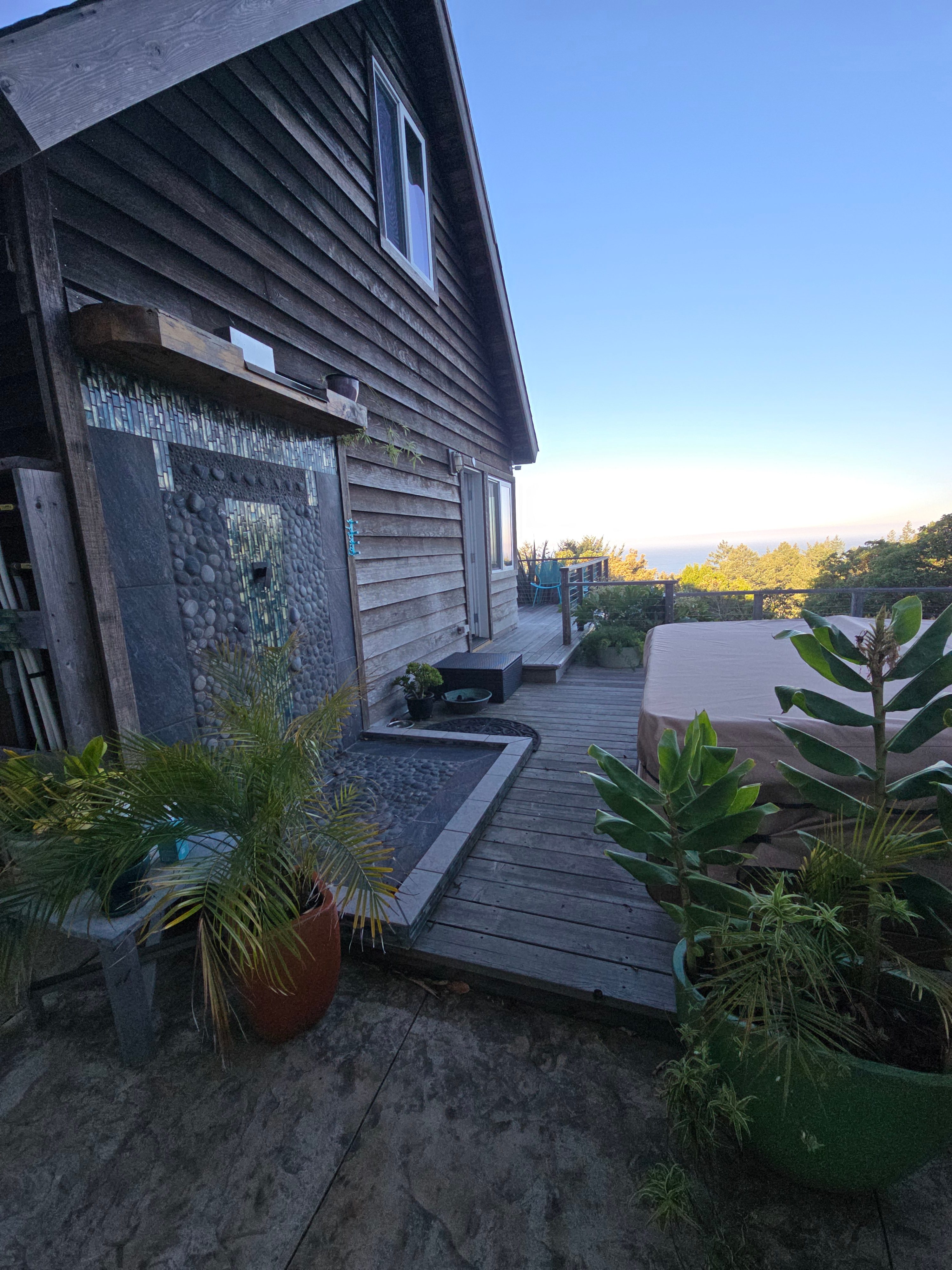 Lost Coast, Oceanview Retreat