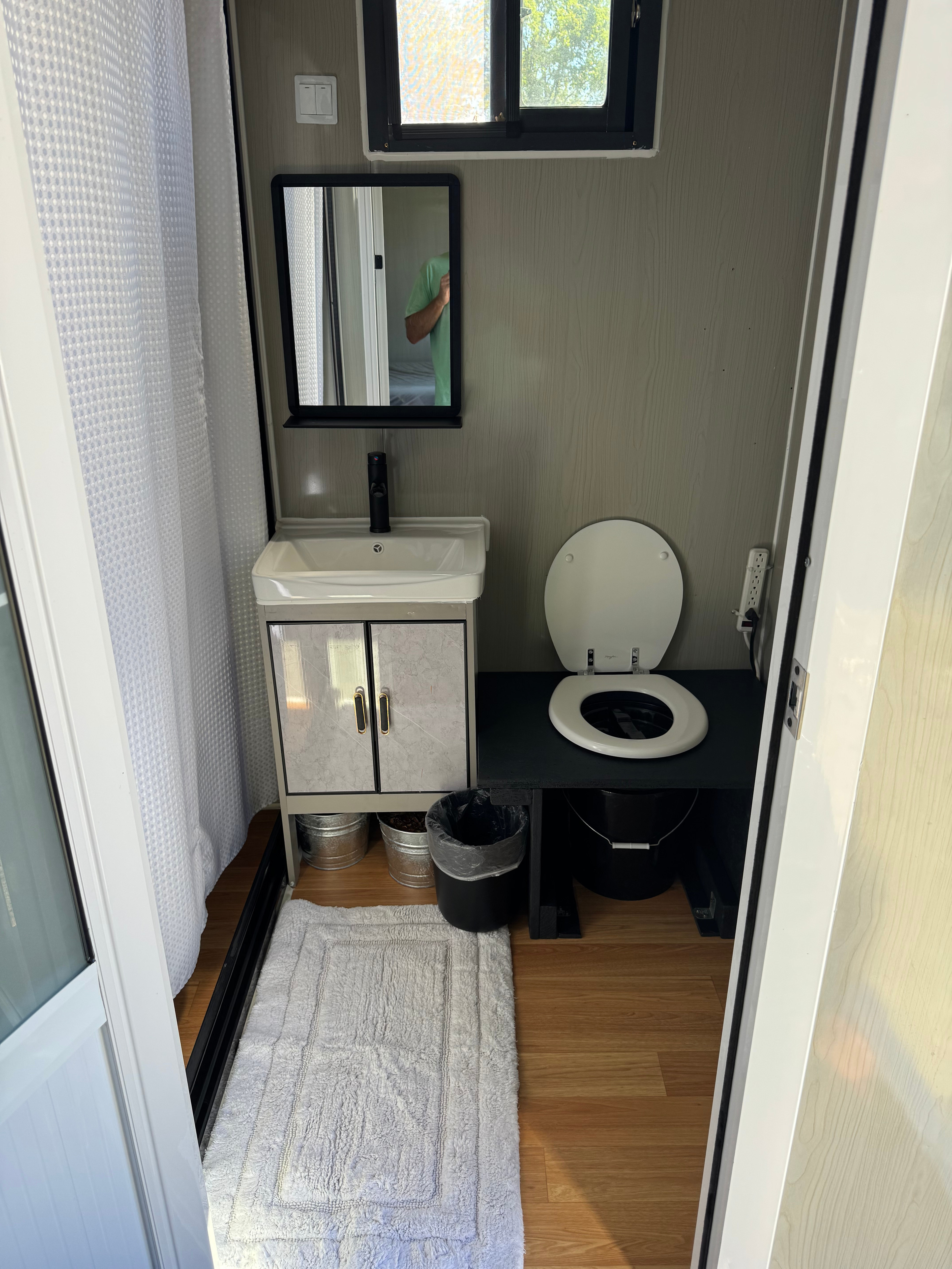 The Applegate Rivers Edge