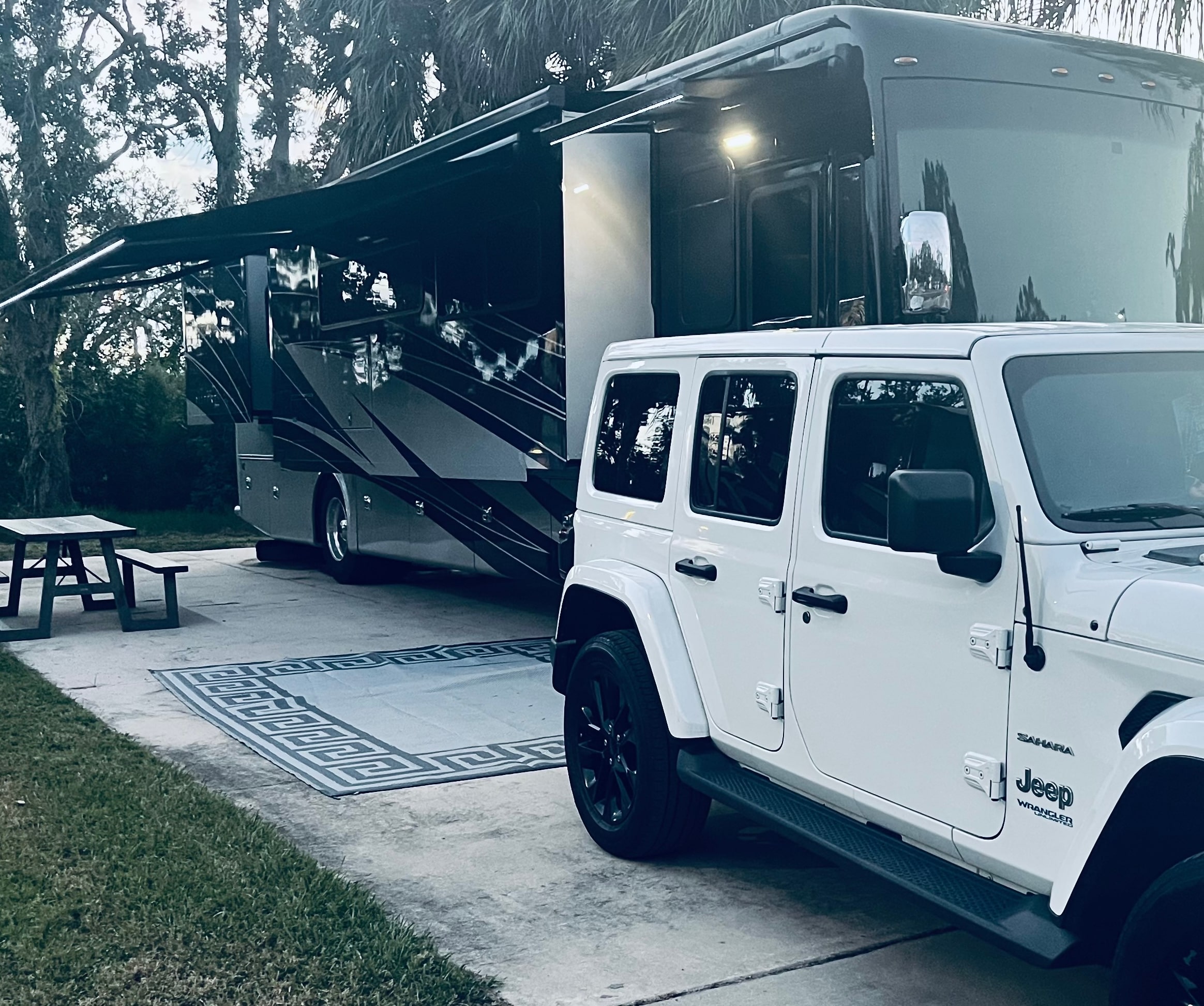 The Valley Cabins & RV