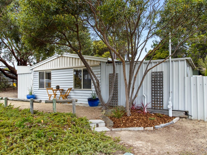 White Beach Retreat