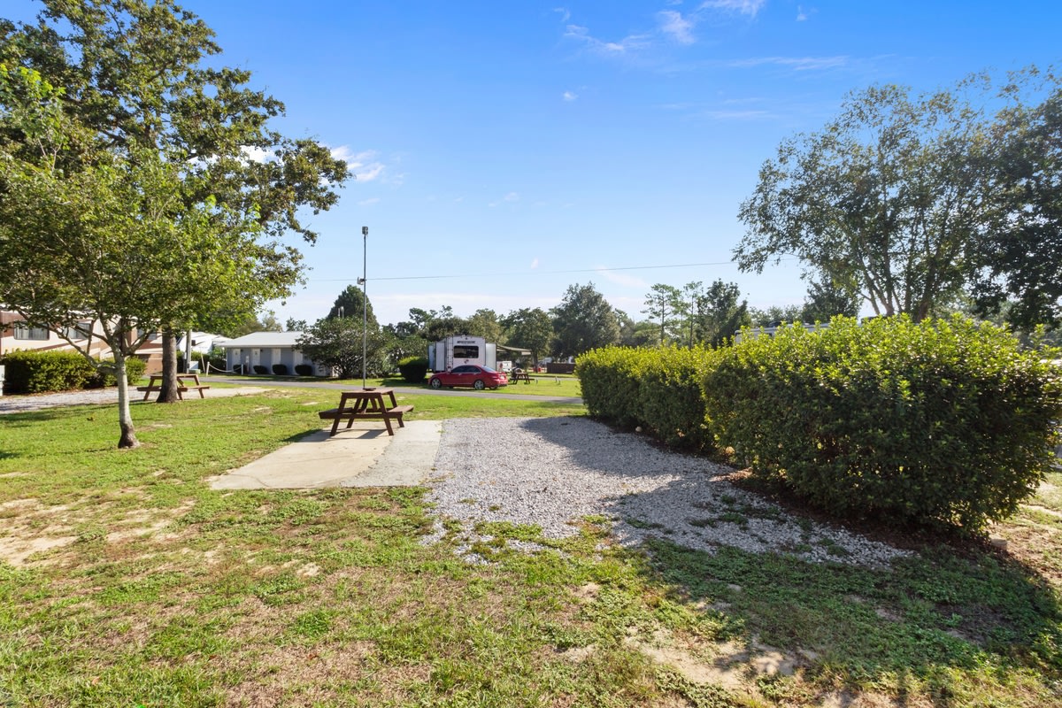 Sunset King Lake Resort