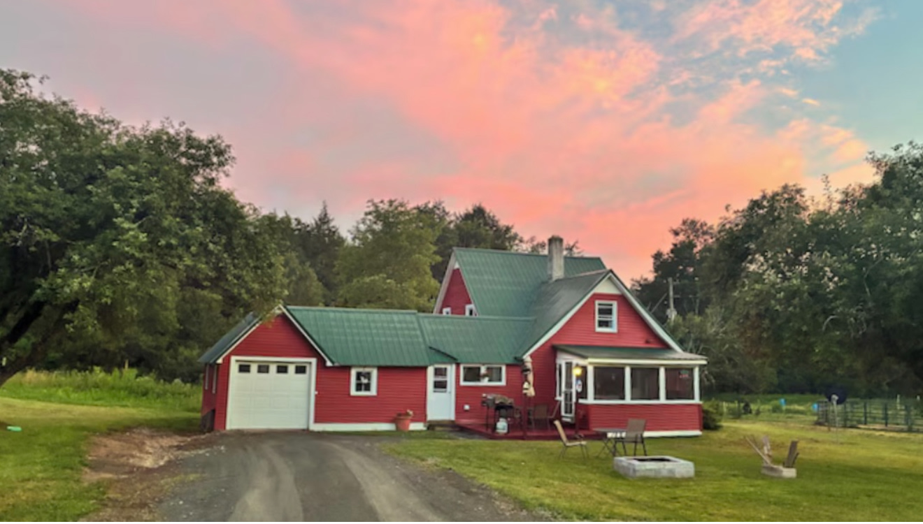 Little Red Farmhouse At Curly Maple