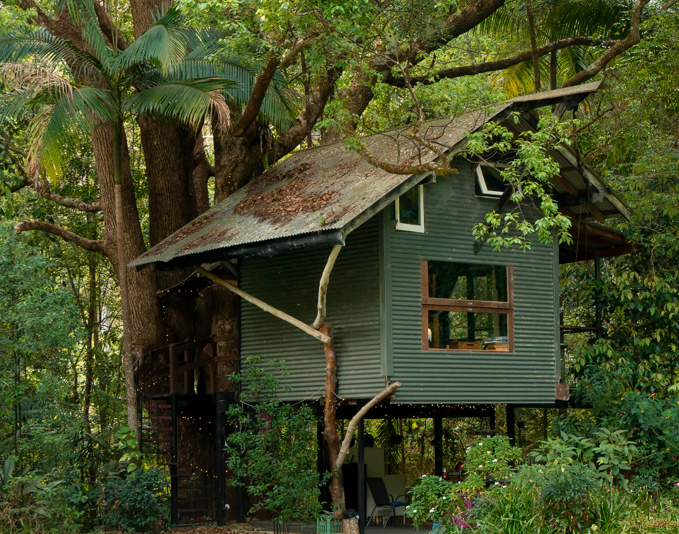 Crystal Creek Rainforest Treehouse
