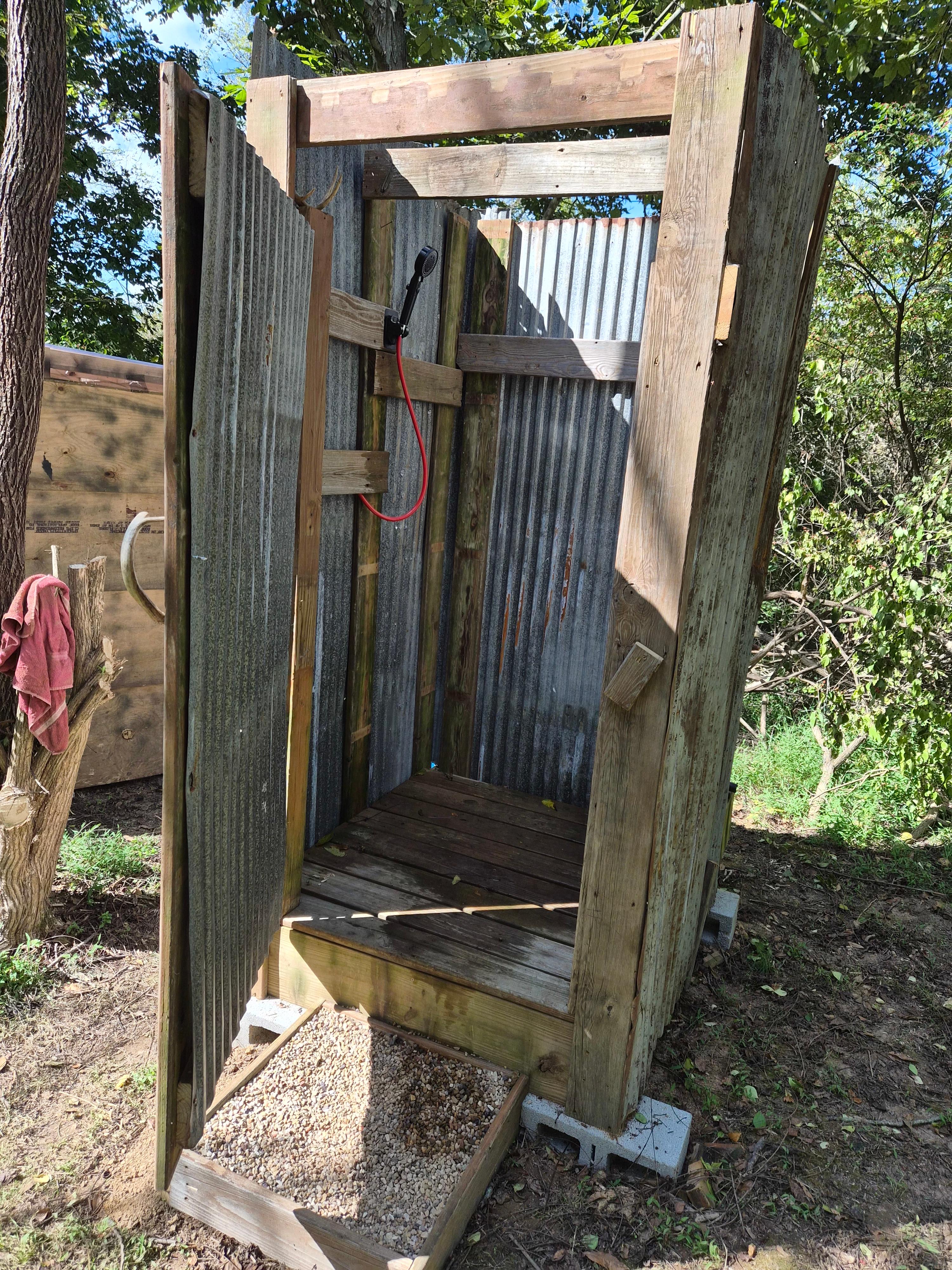 Sunny Hills Farm & Camp