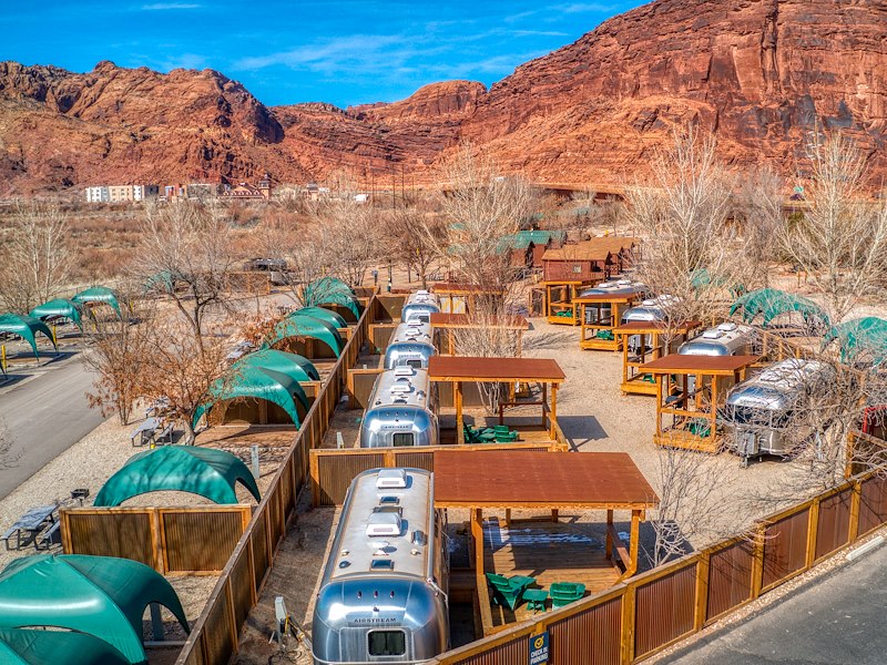Sun Outdoors Arches Gateway