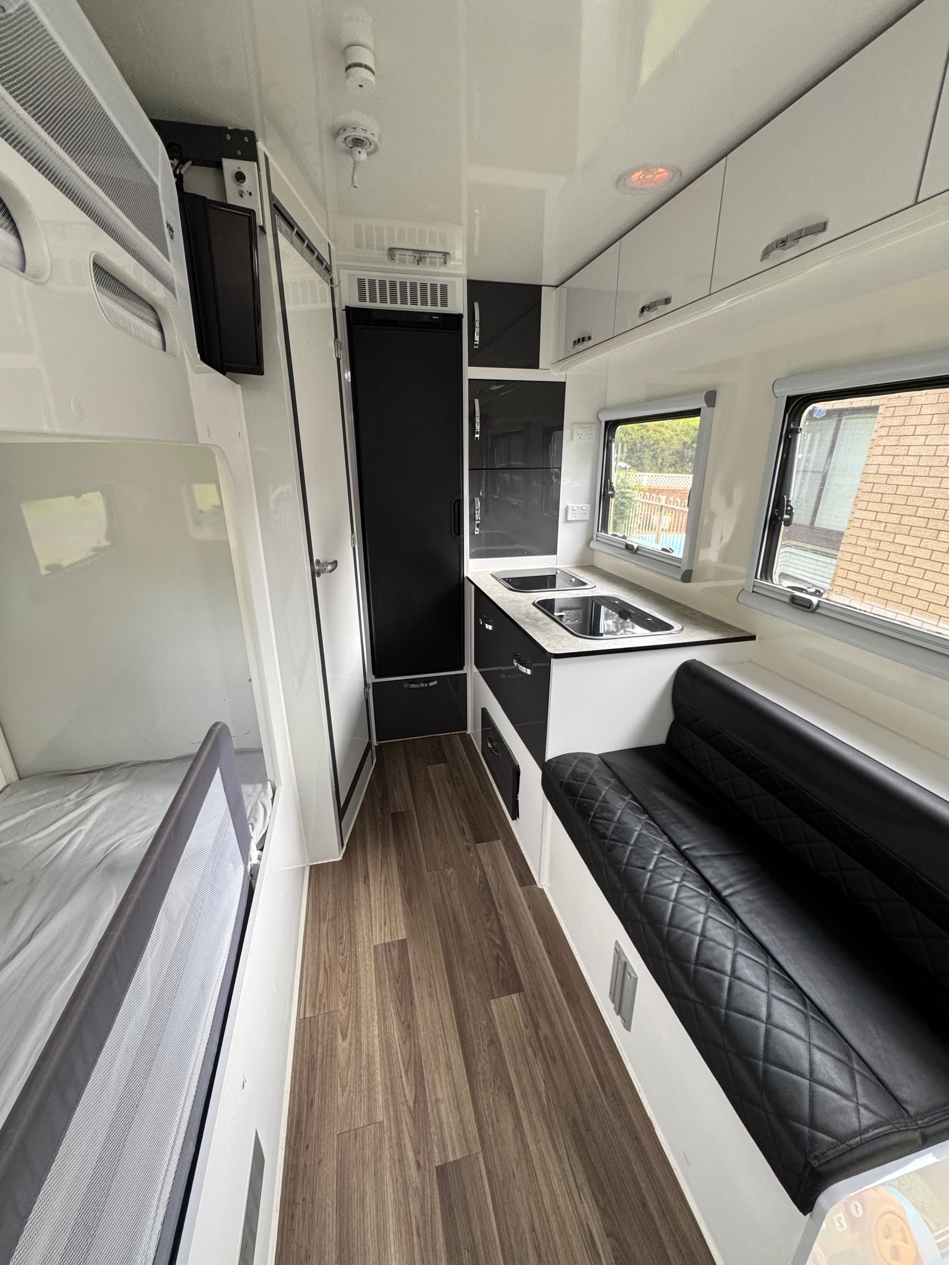 Hedley Hideaways - Thompson's camp