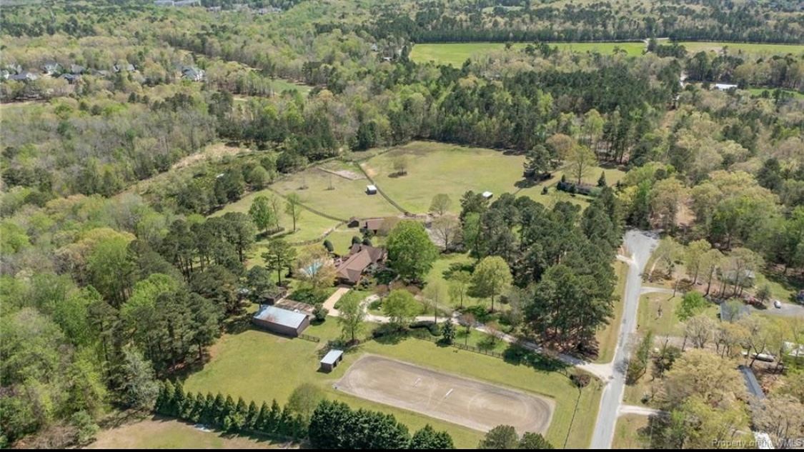 The Pines Horse Farm