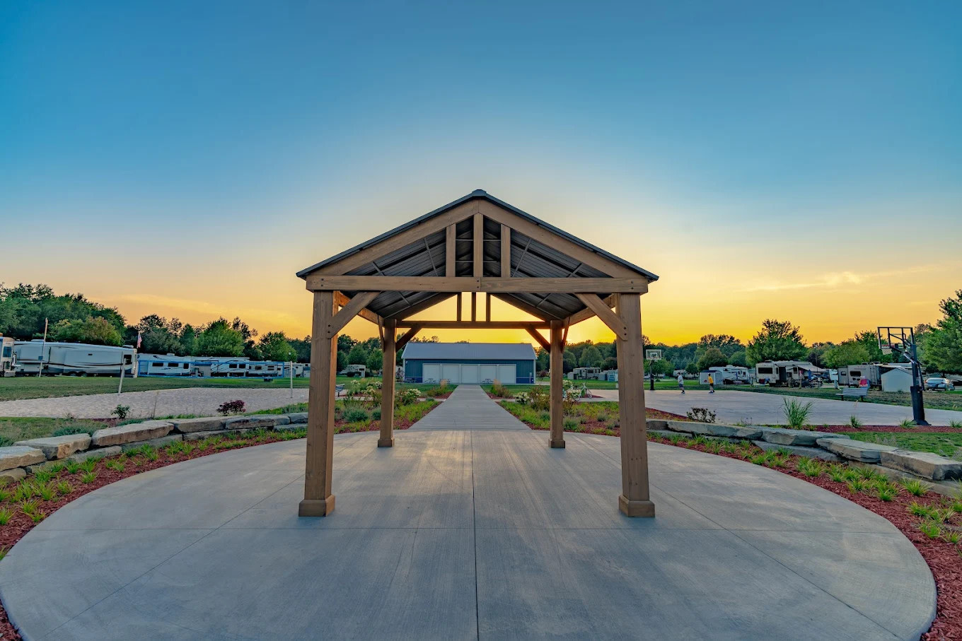 Sun Retreats Silver Lake