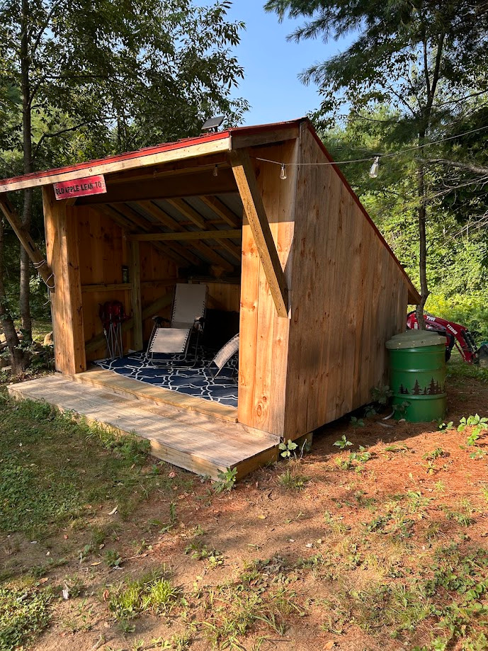 Old Apple Yurt At North Hollow