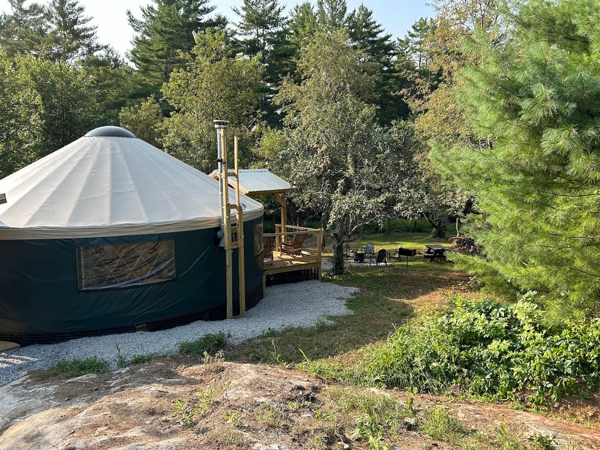 Old Apple Yurt At North Hollow