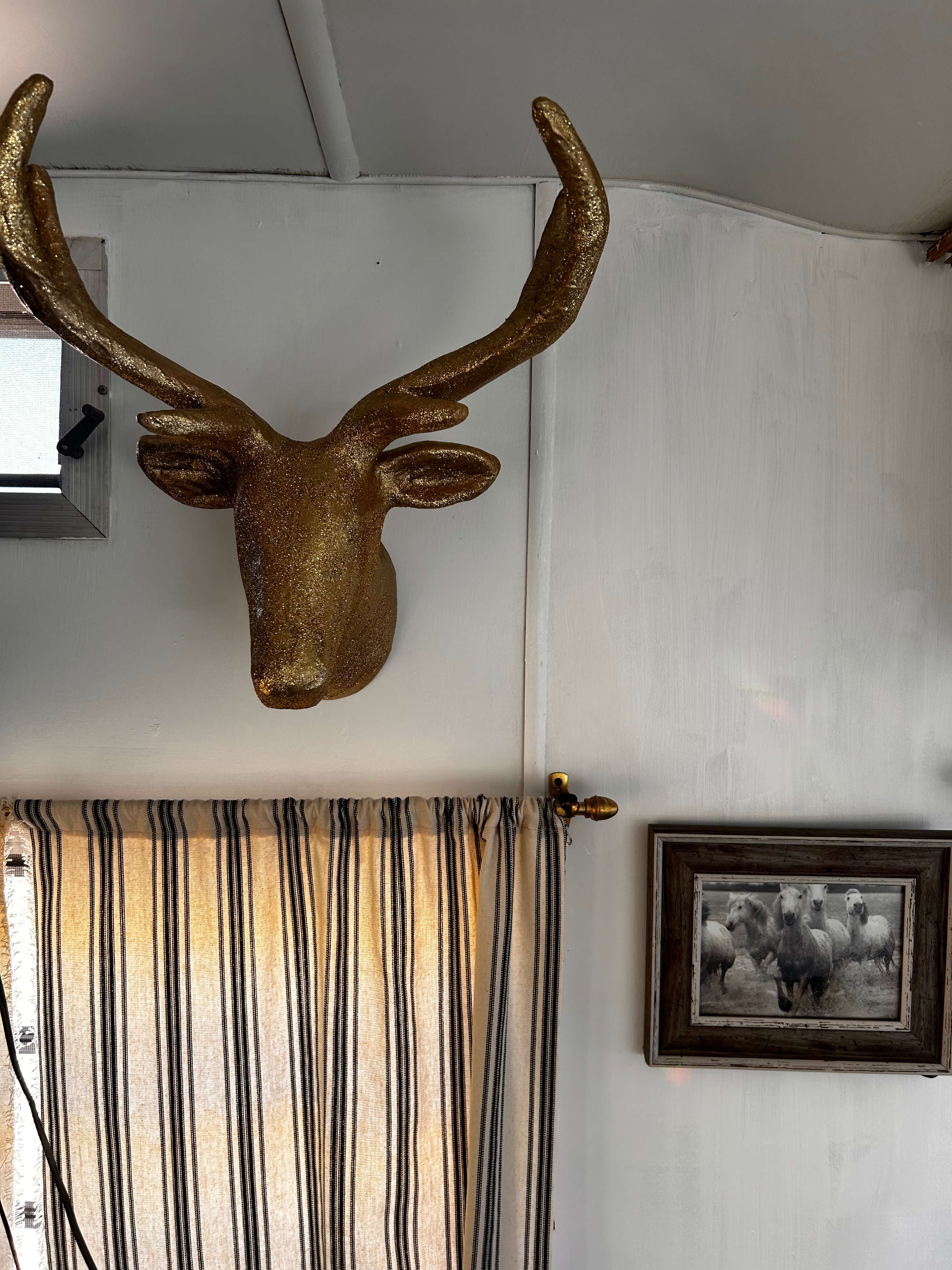 Vintage Nomad Trailer In Santa Fe