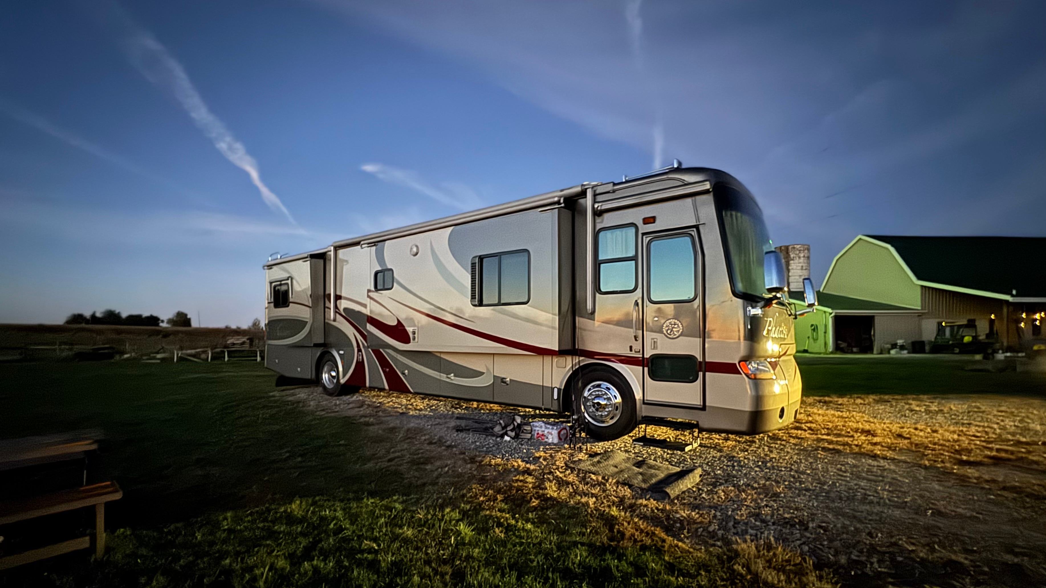 GloryField Hospitality Farm