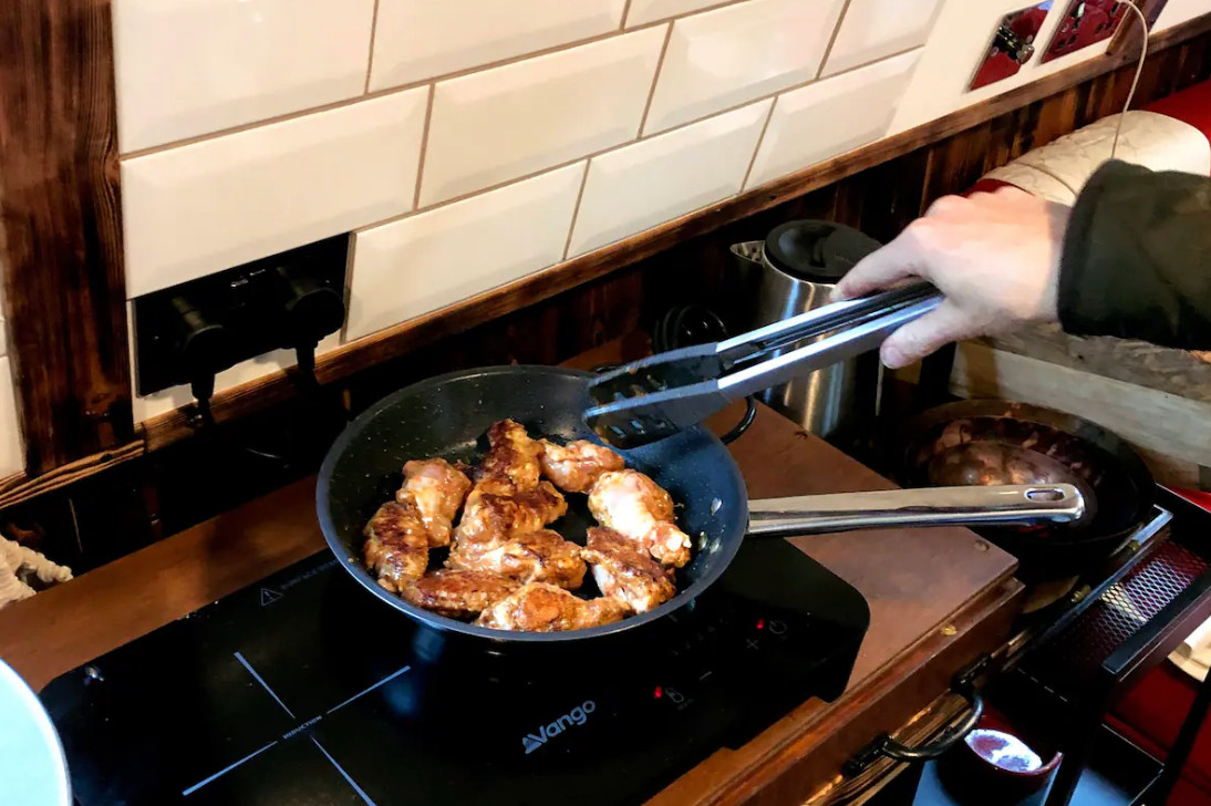 Snug 30f Narrow Boat with Fireplace