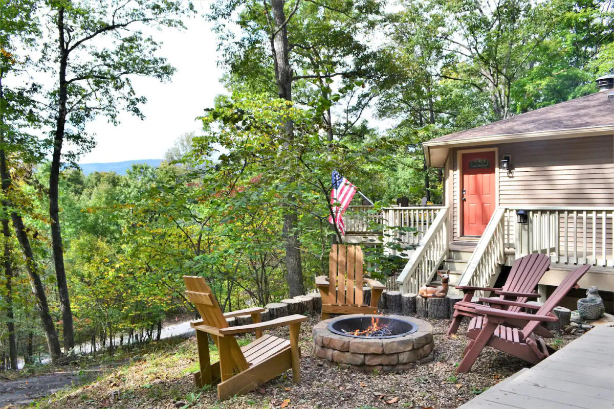 Ground level fire pit and seating area