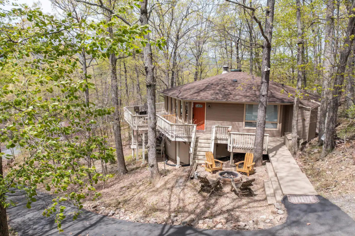 Your first peak at the cabin from the outside