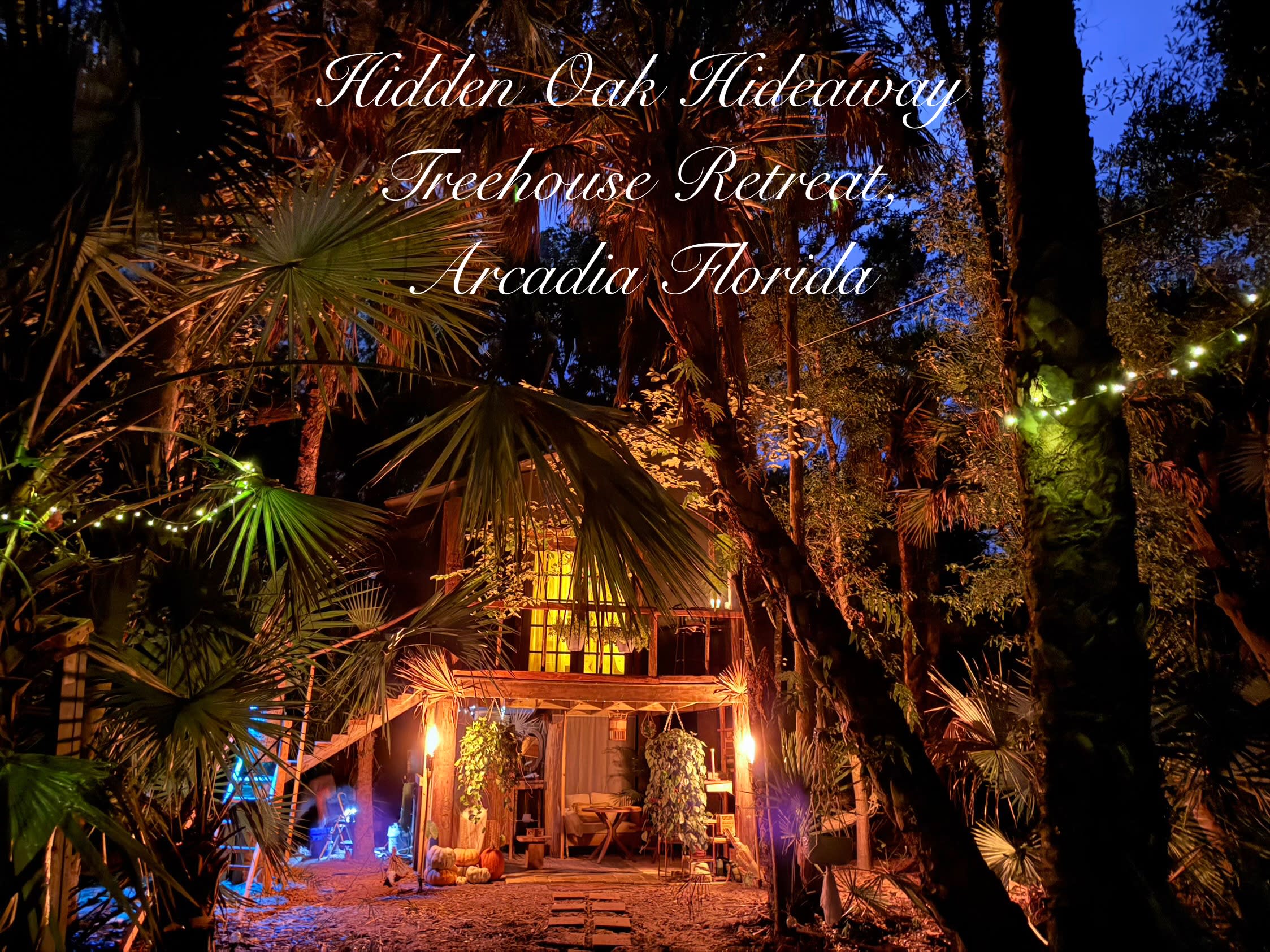 Hidden Oak Hideaway Treehouse