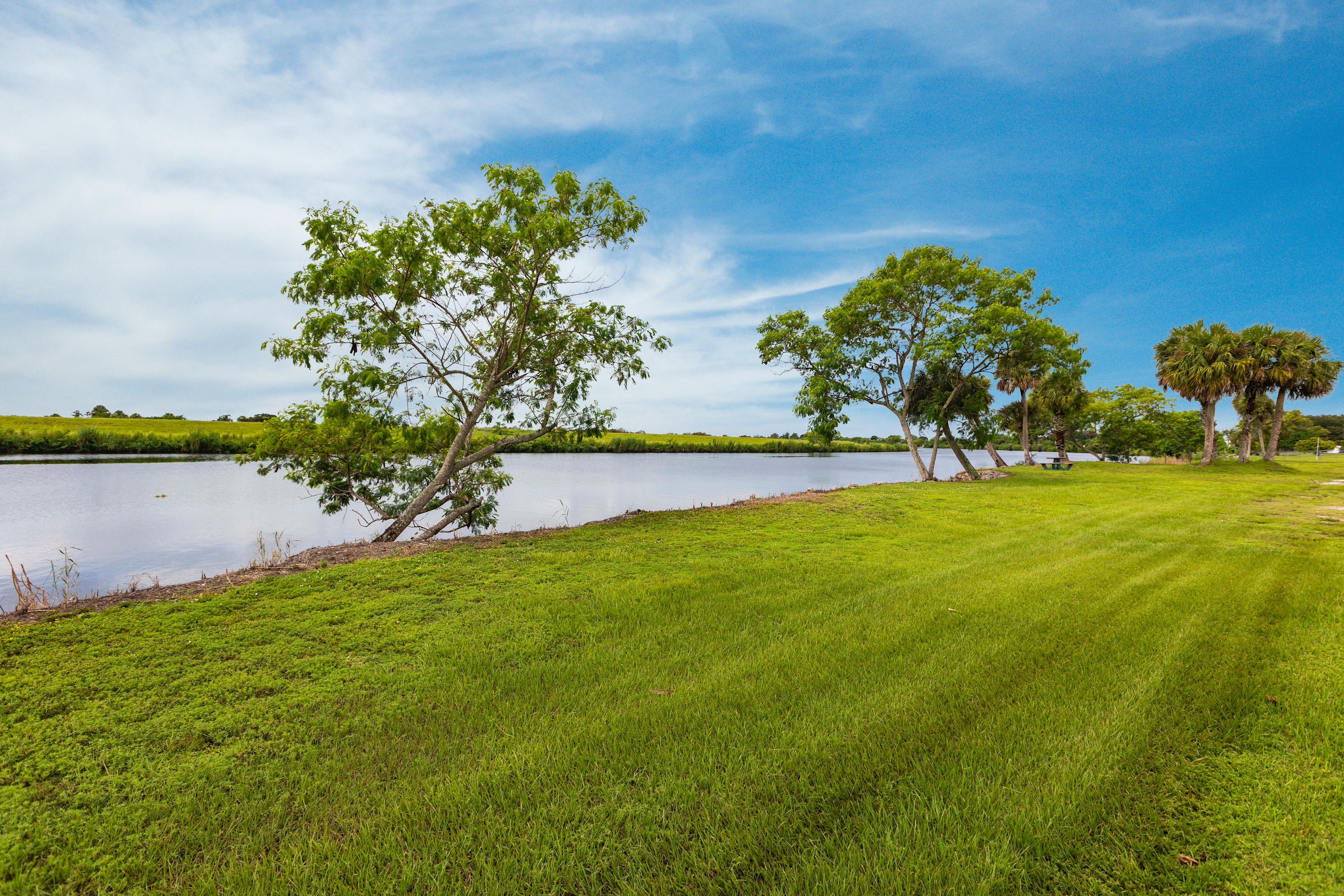 Meadowlark Shores RV Resort