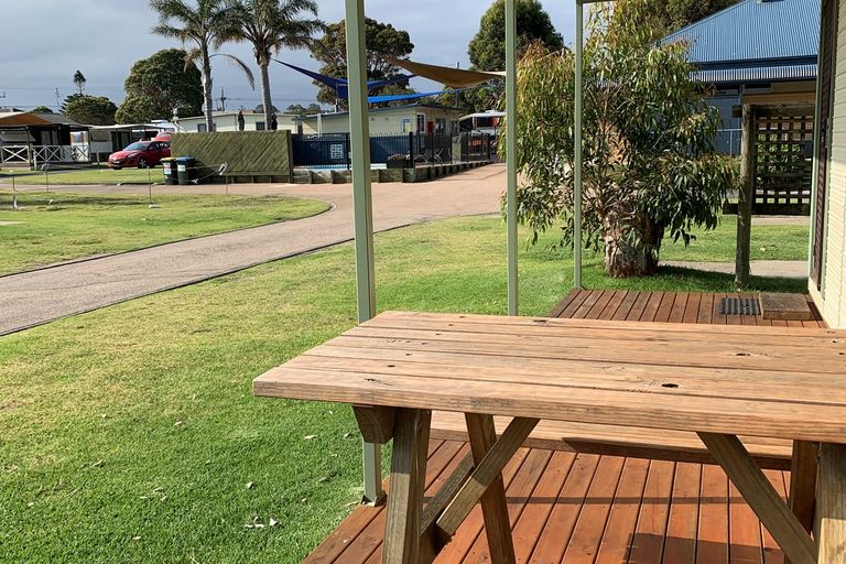 Waters Edge Holiday Park