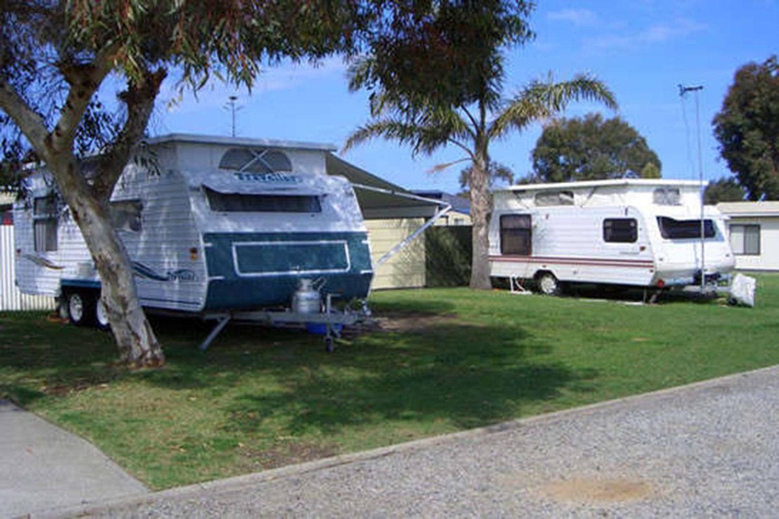 Waters Edge Holiday Park