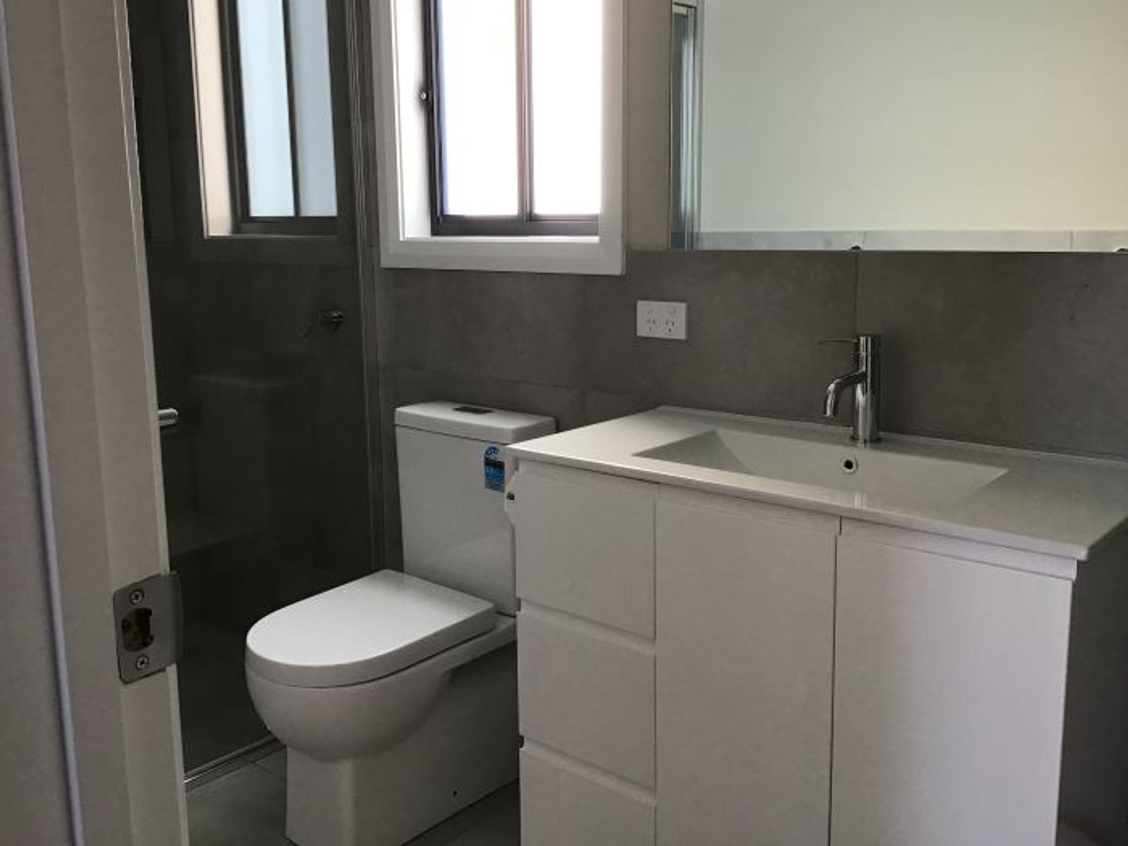 Waters Edge Holiday Park