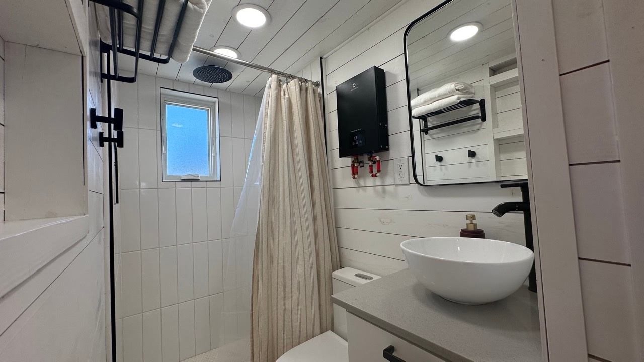 The Starlight Tiny Home Destination