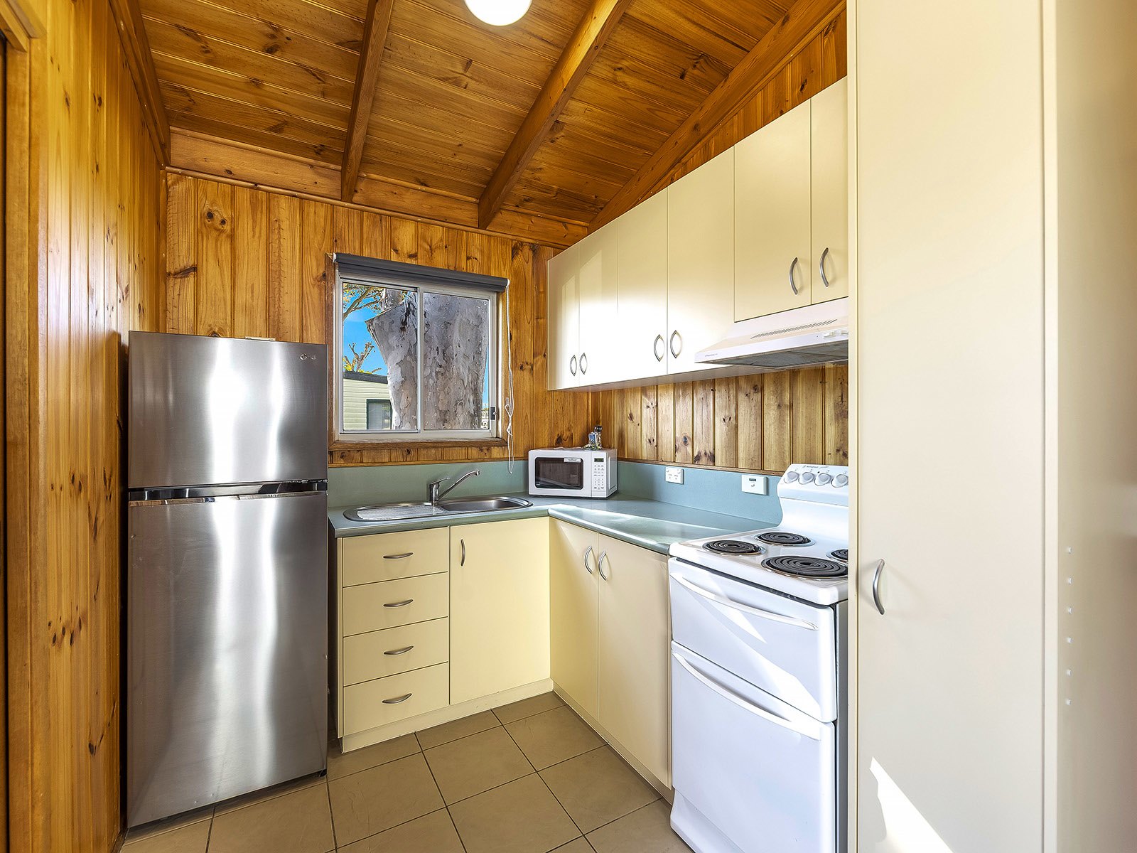 Heatherbrae Holiday Village