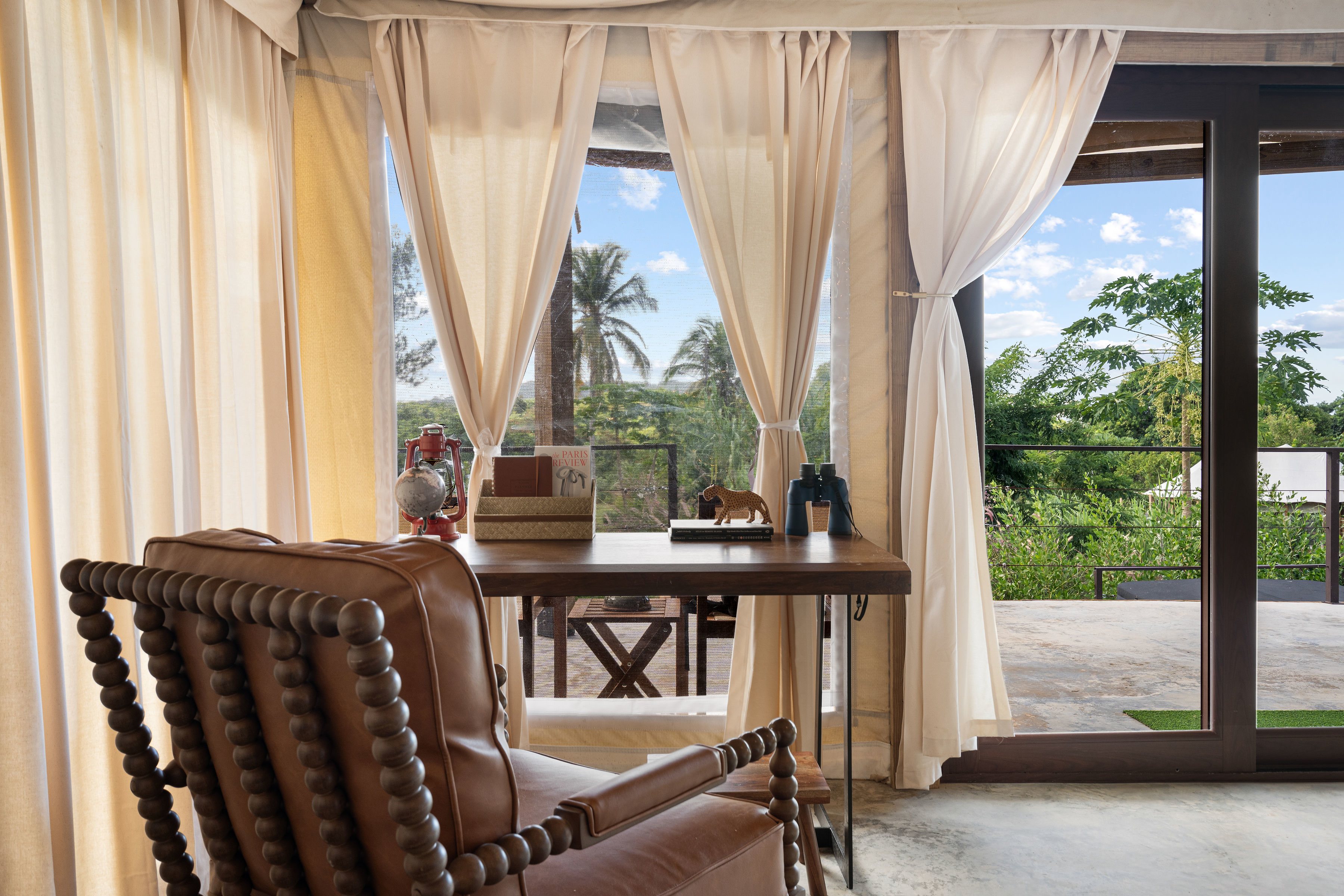 Little Hills Nature Villa: Hot Tub~