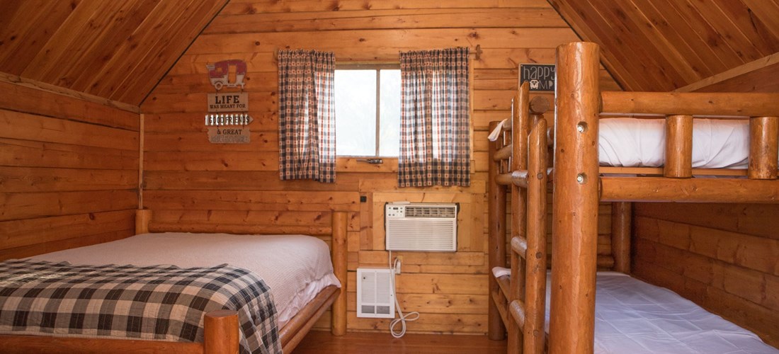 Kansas City East / Oak Grove KOA Holiday