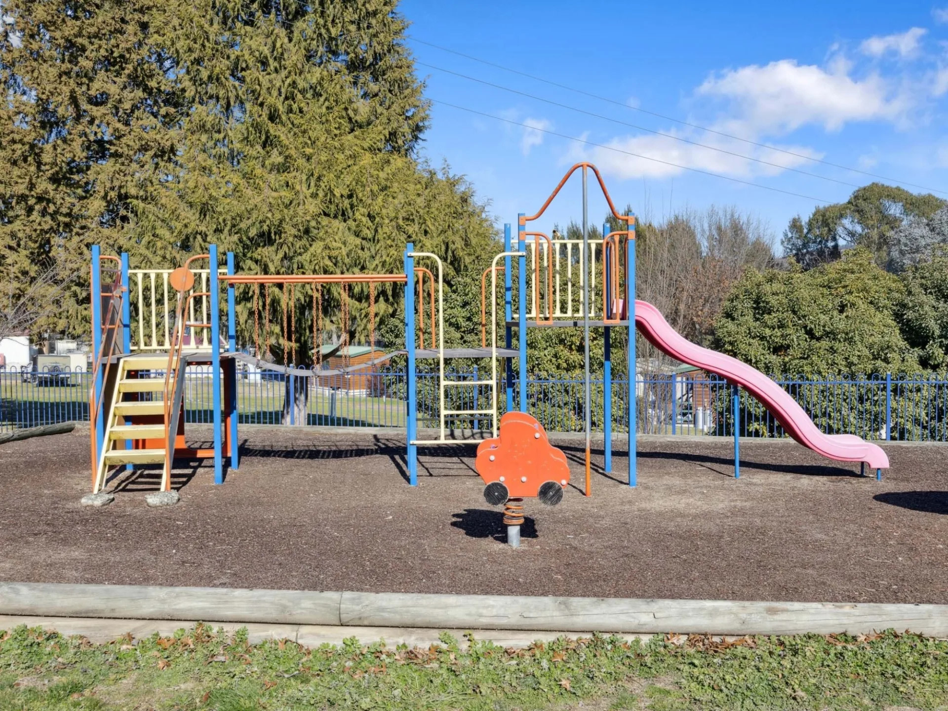 Canberra Holiday Village