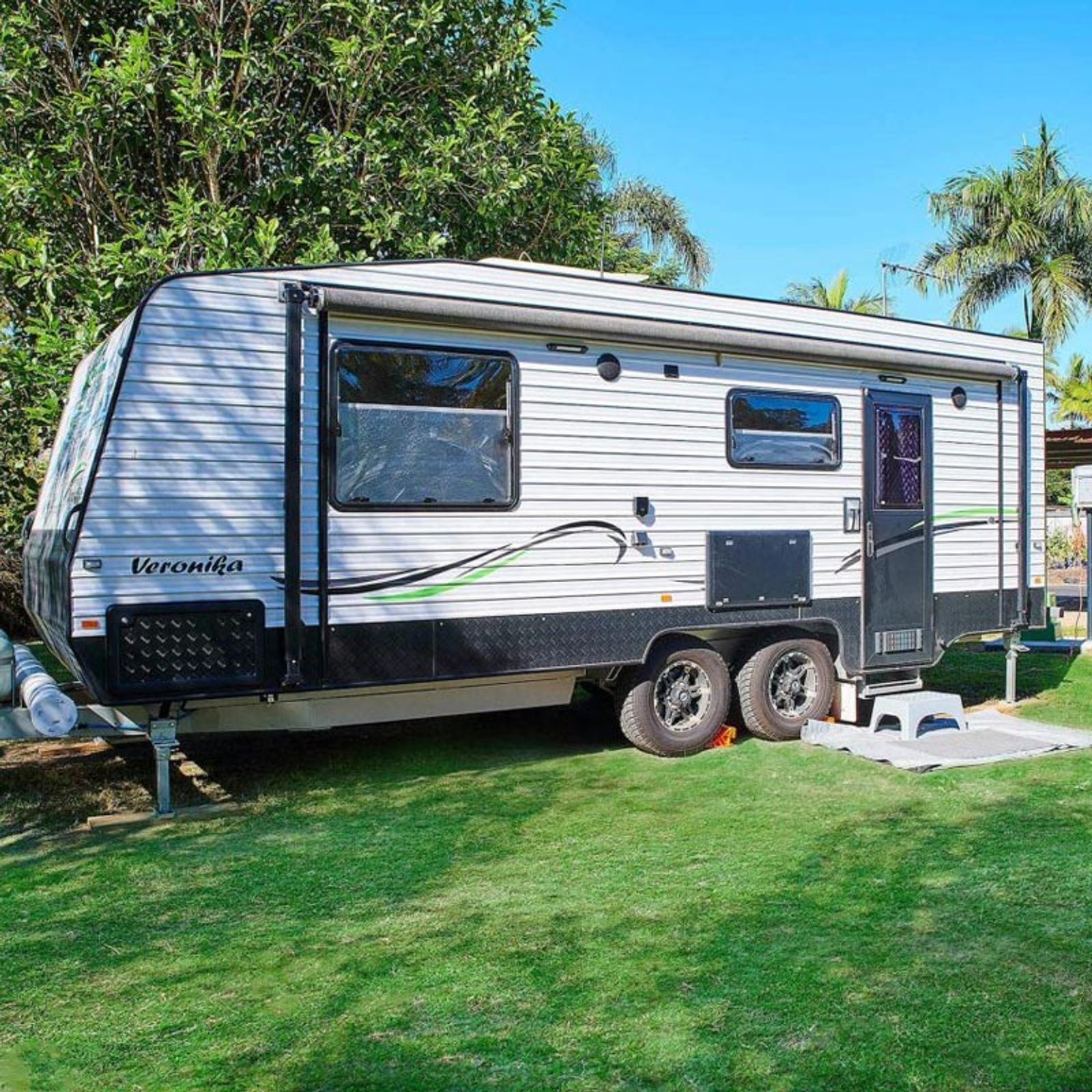 Coomera Holiday Village