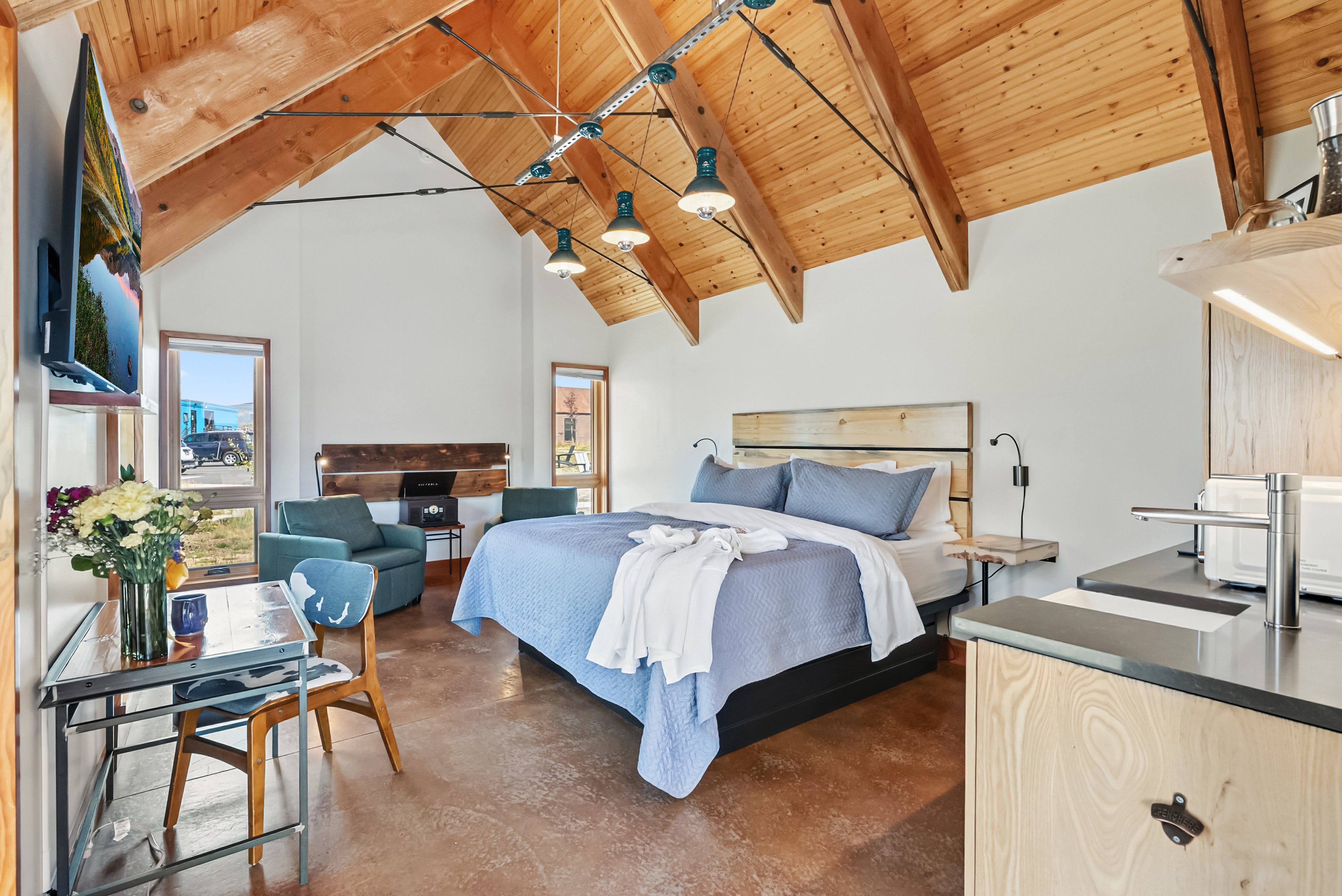 S.L.umber Yard At FREIGHT