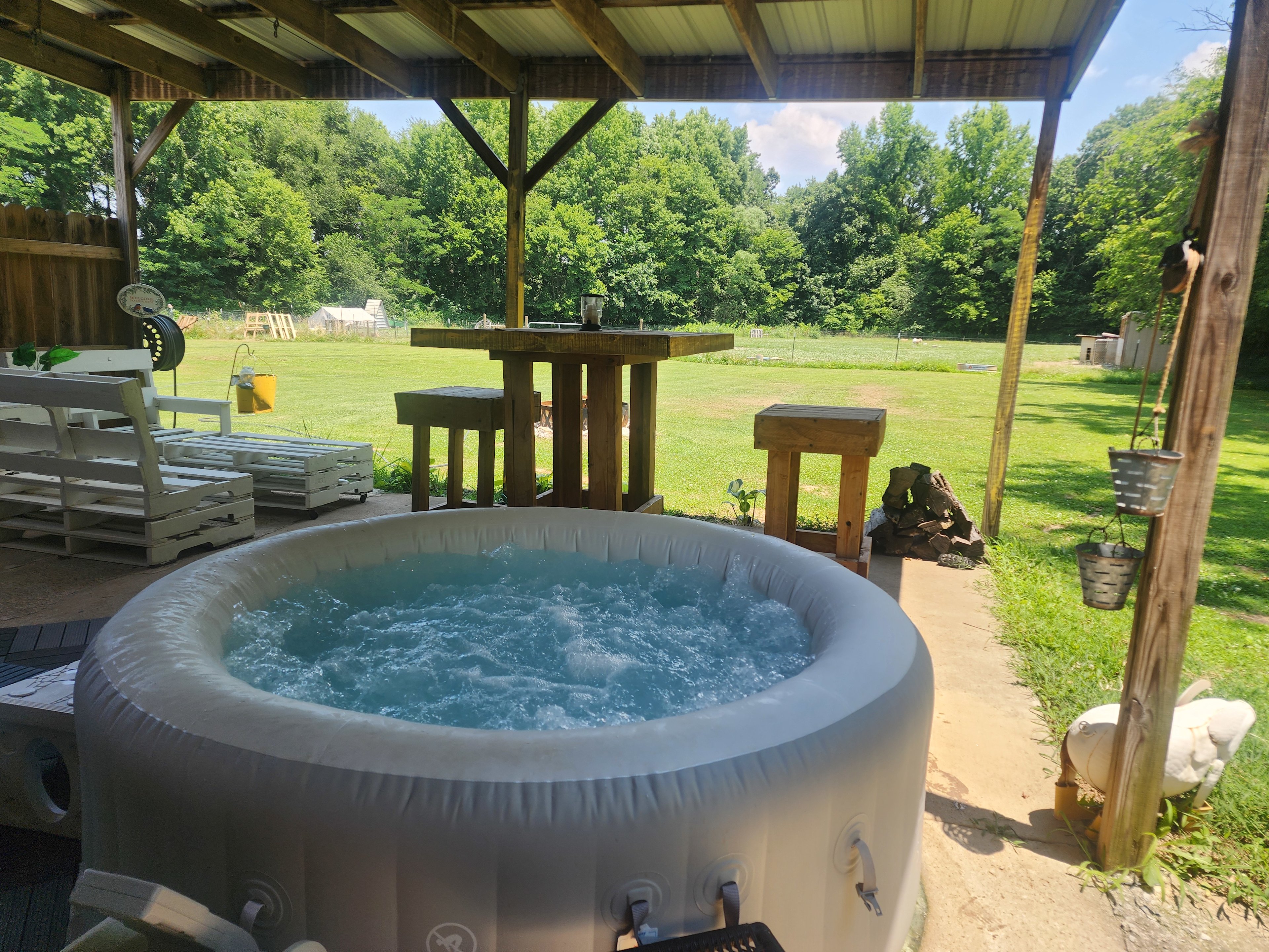 Farm Stay: Hot Tub + Tiny Barn
