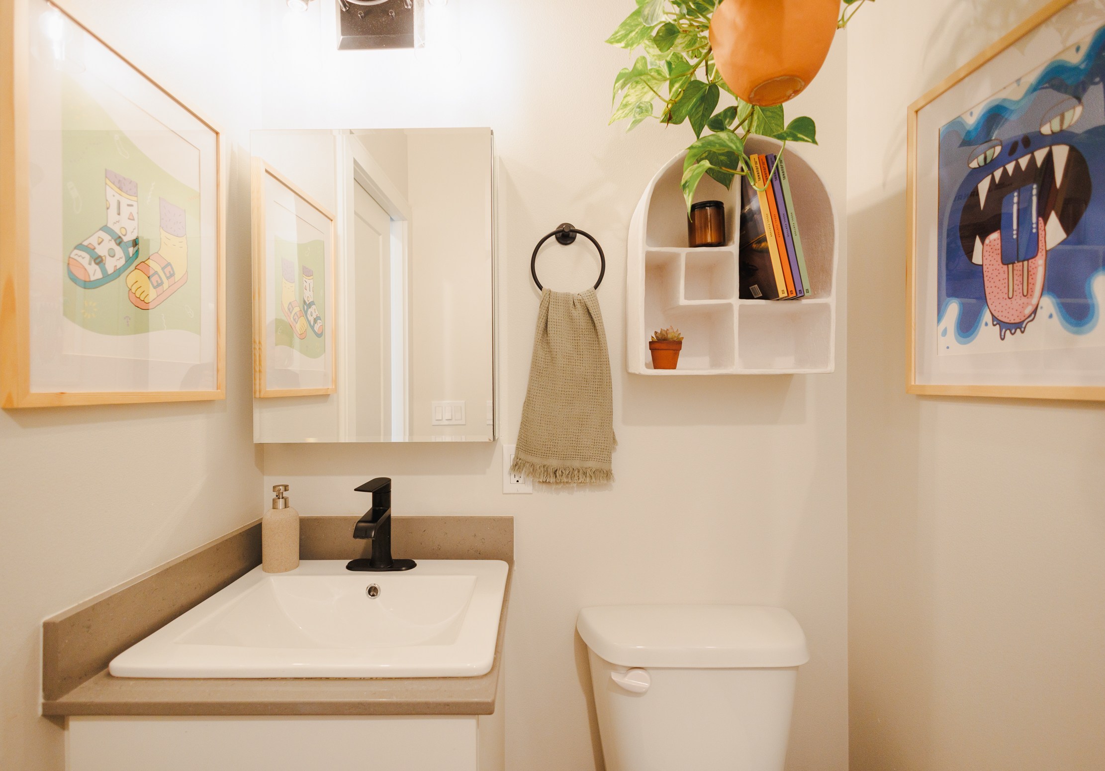 Sunny & Stylish Tiny Home