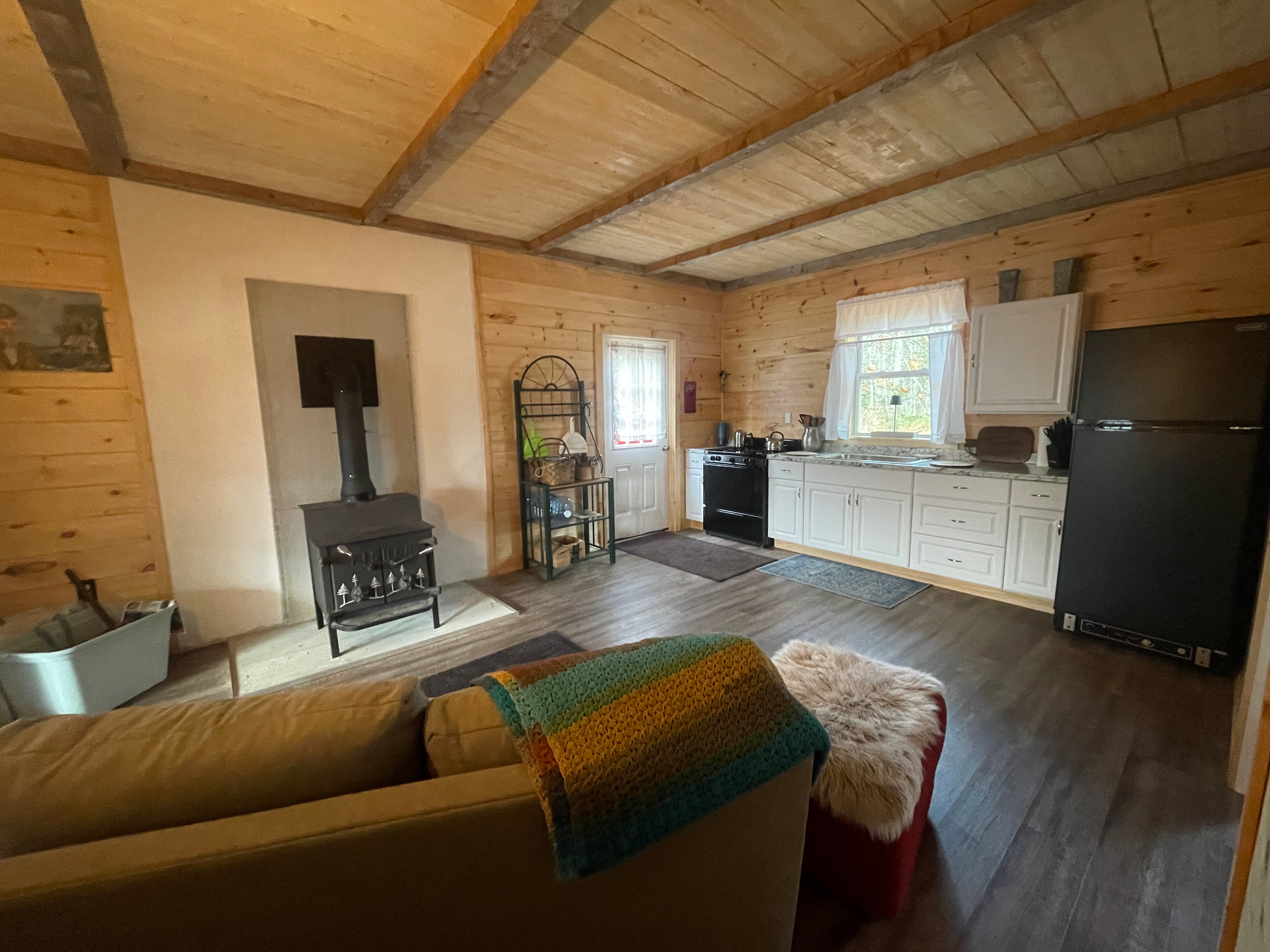 Mountain Man's Retreat - Off Grid