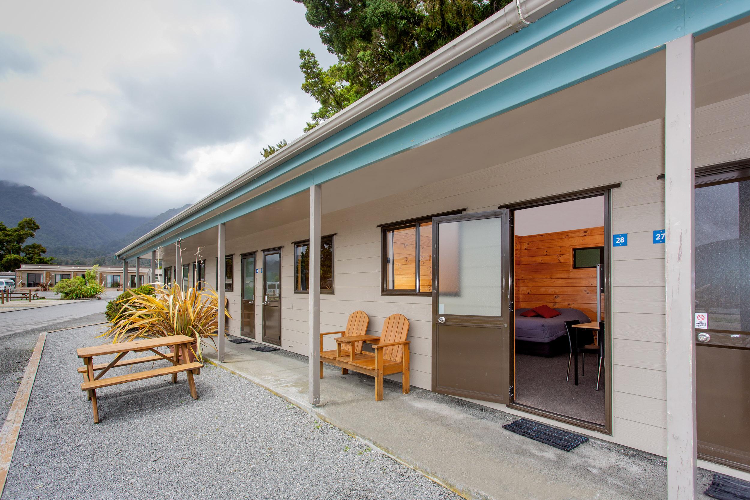 Fox Glacier TOP 10 Holiday Park