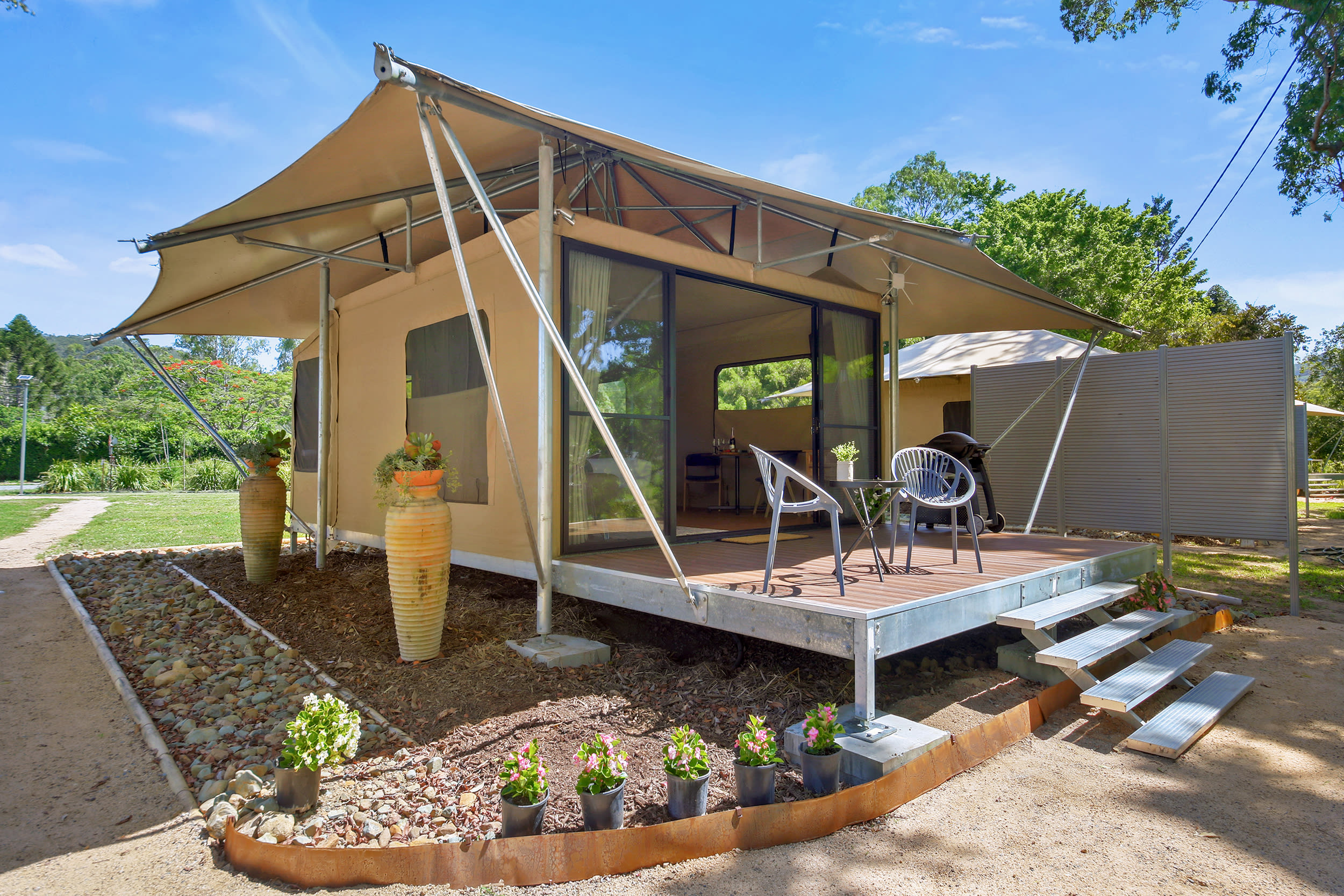 Misty Morning Escape! Luxe Tent