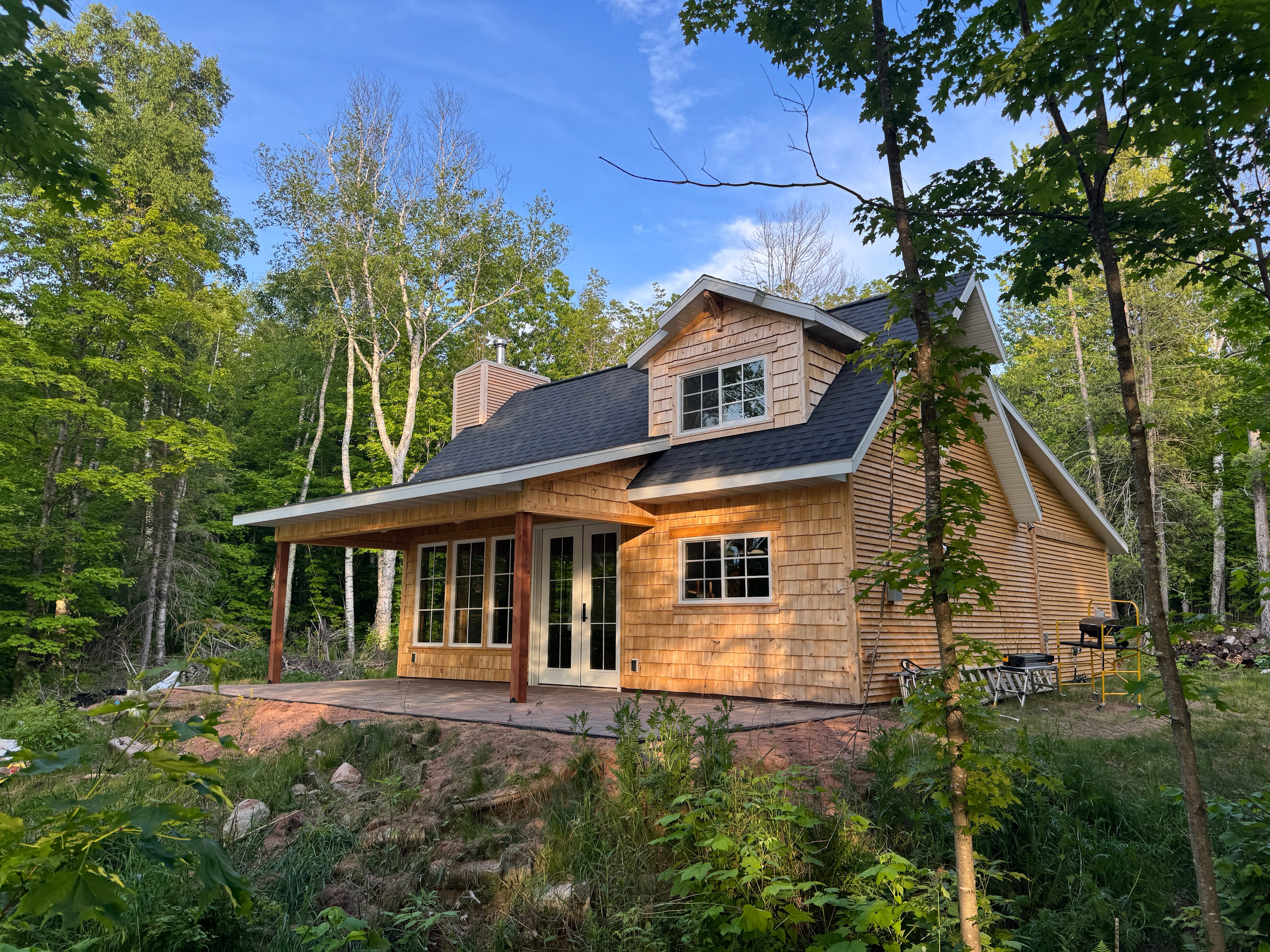 Madeline Island Lakeside Dry Cabin
