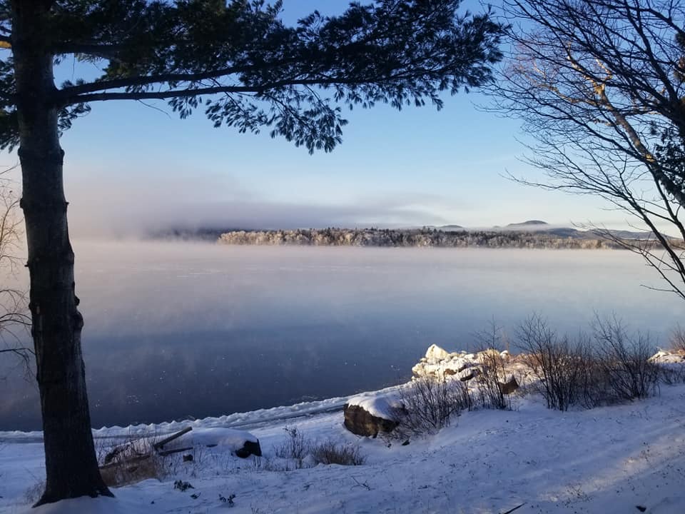 Fountaine Lakeside Cottage