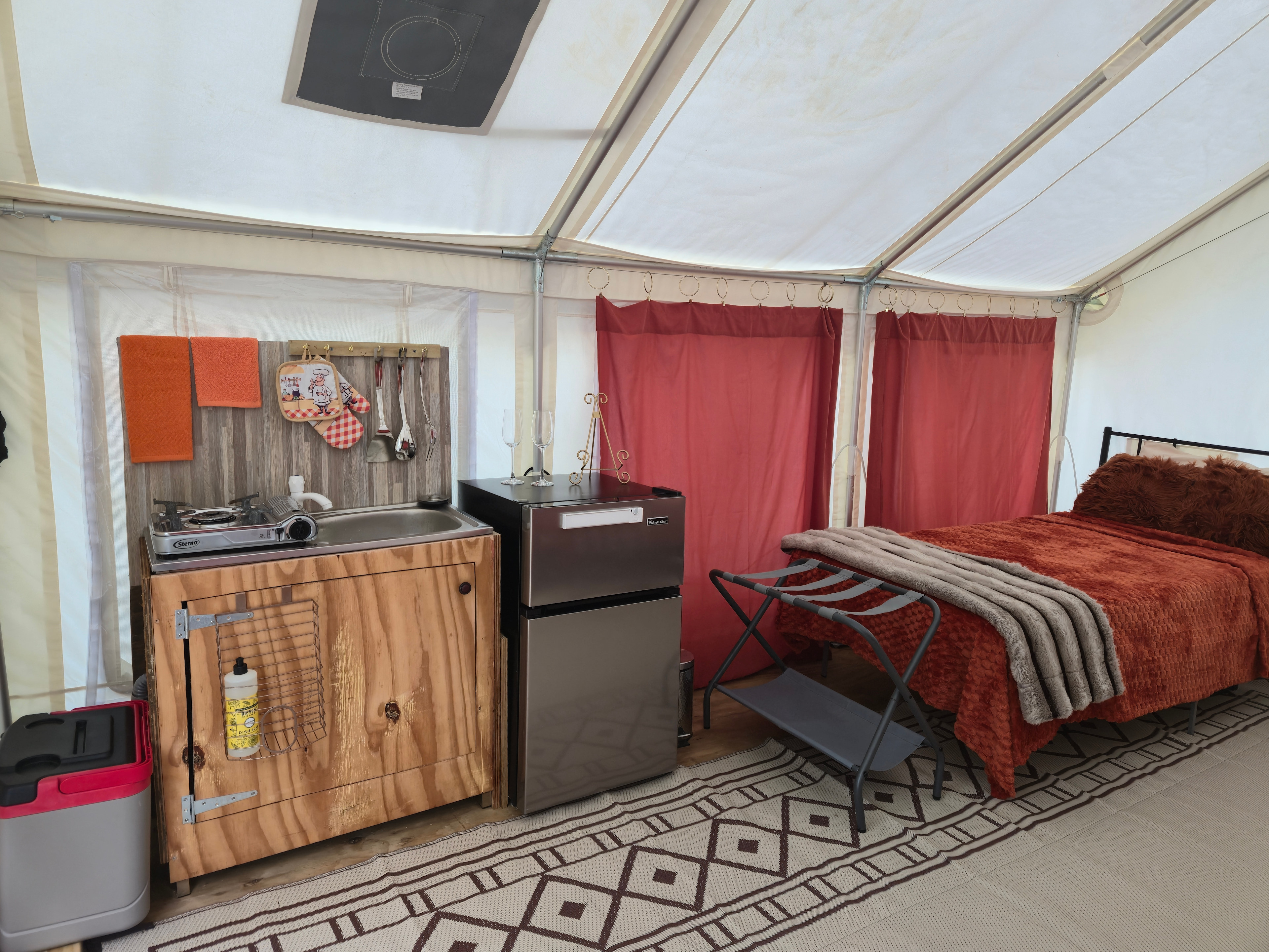 Aekon's Glamping Nest