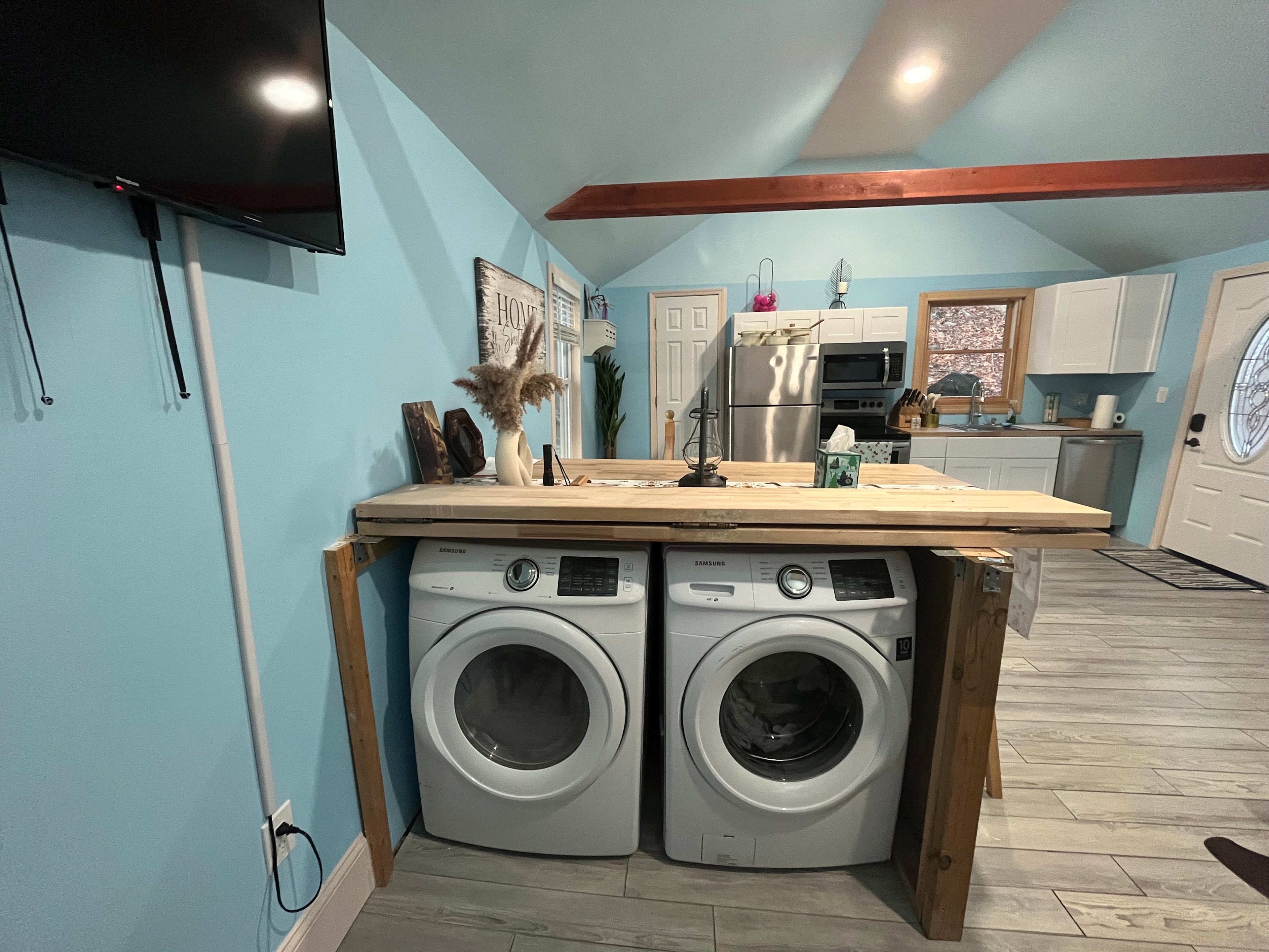 Swanky Cottage in the Woods