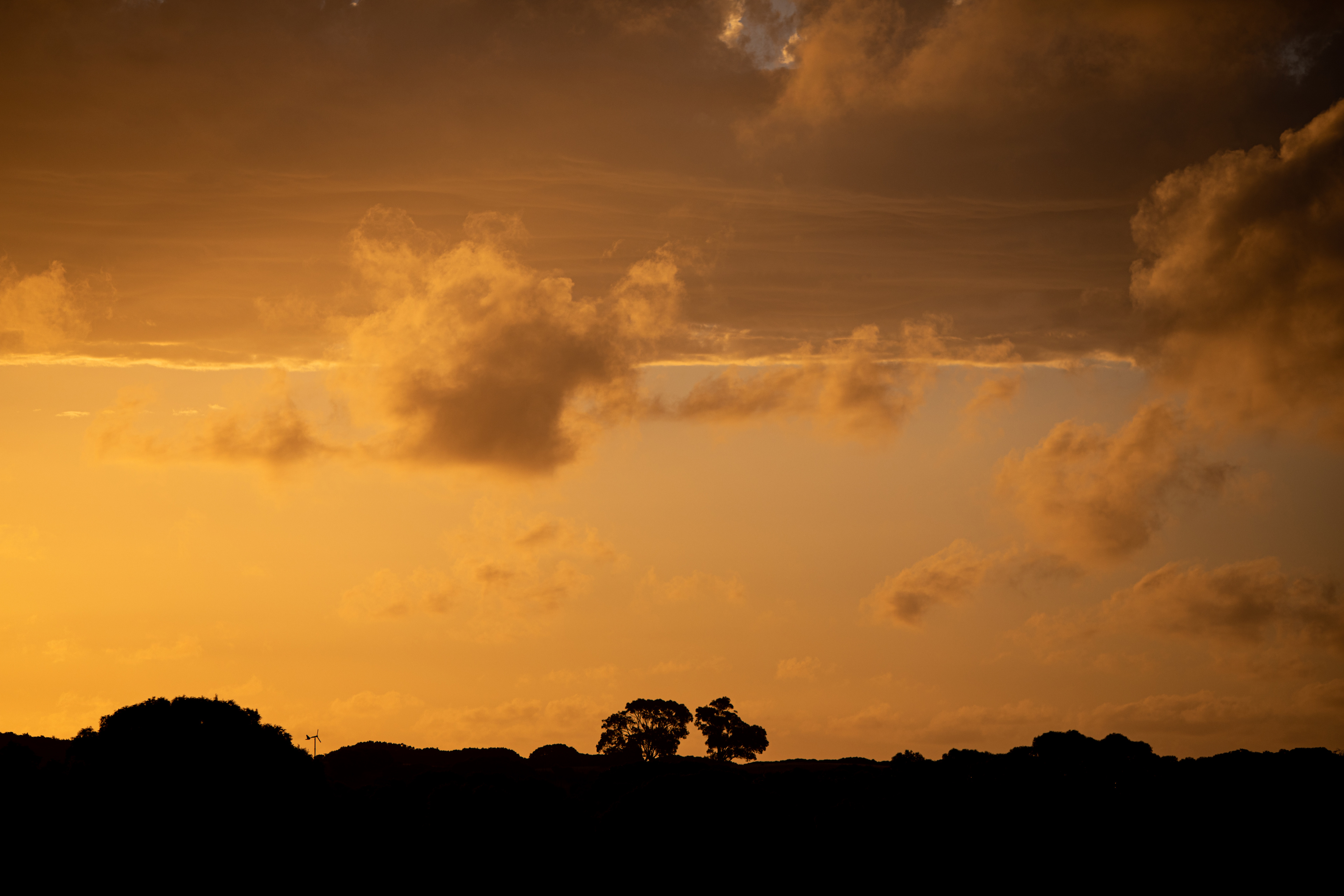 Sunsets are pretty amazing :)