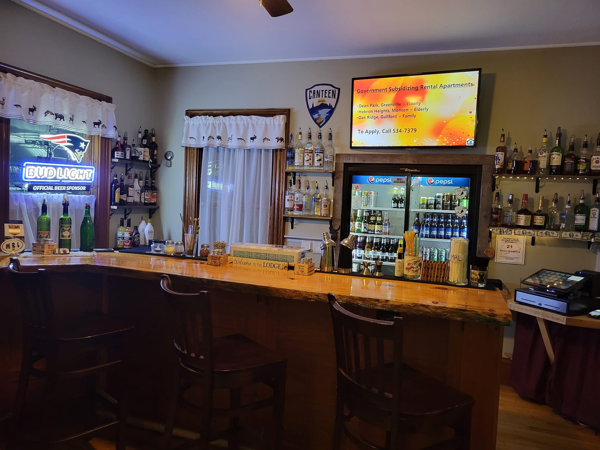 Moose River Lodge & Motel