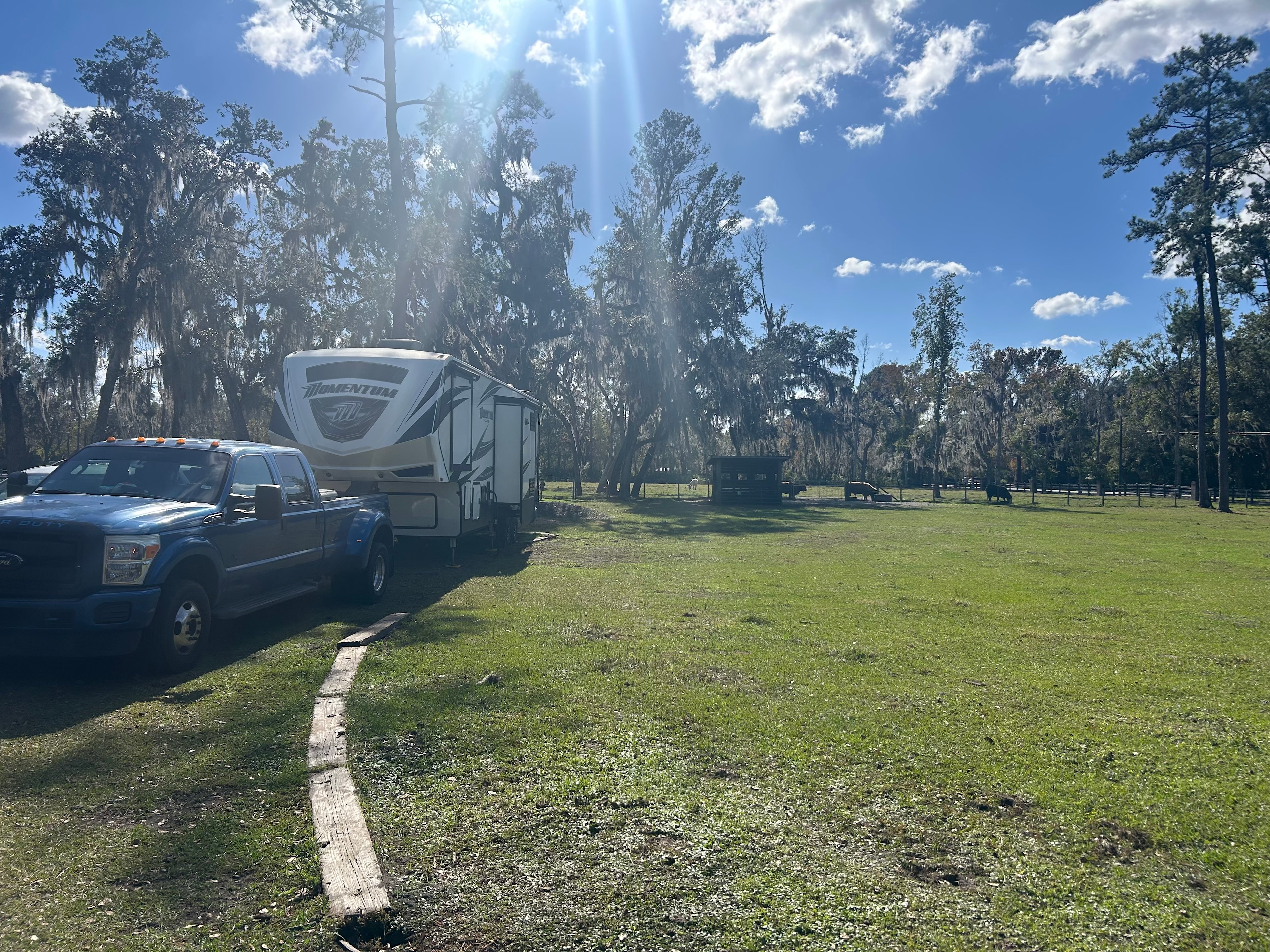 Family Farm Close to Everything!