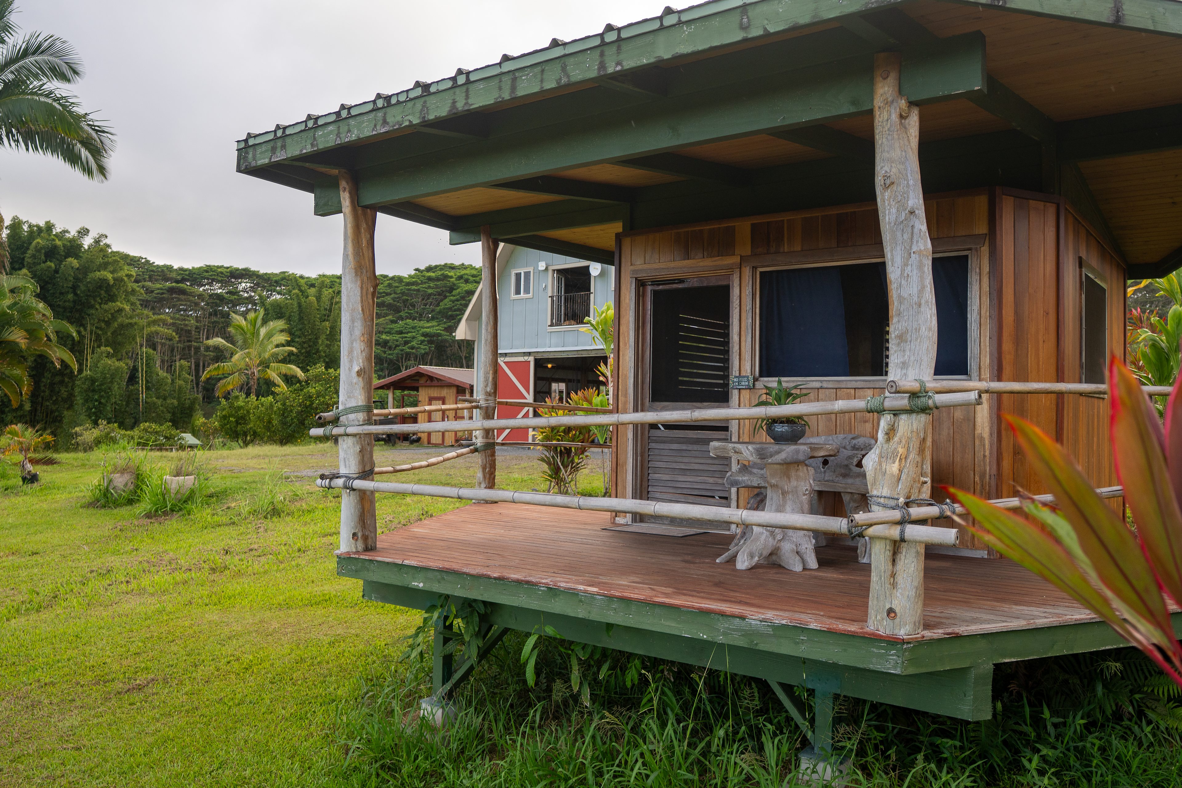 Kulaniapia Falls - Off Grid Cabins